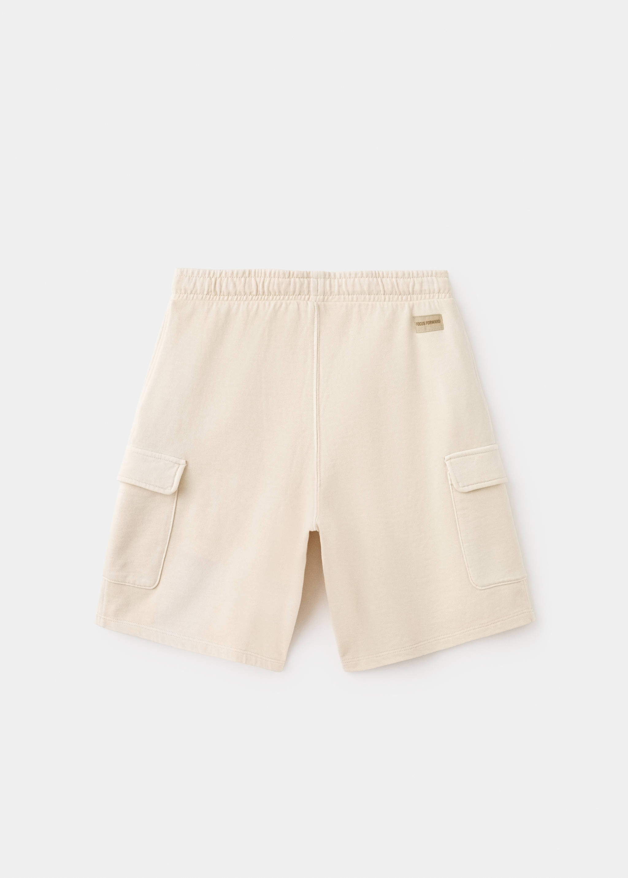 Bermudas cargo cordón - Reverso del artículo