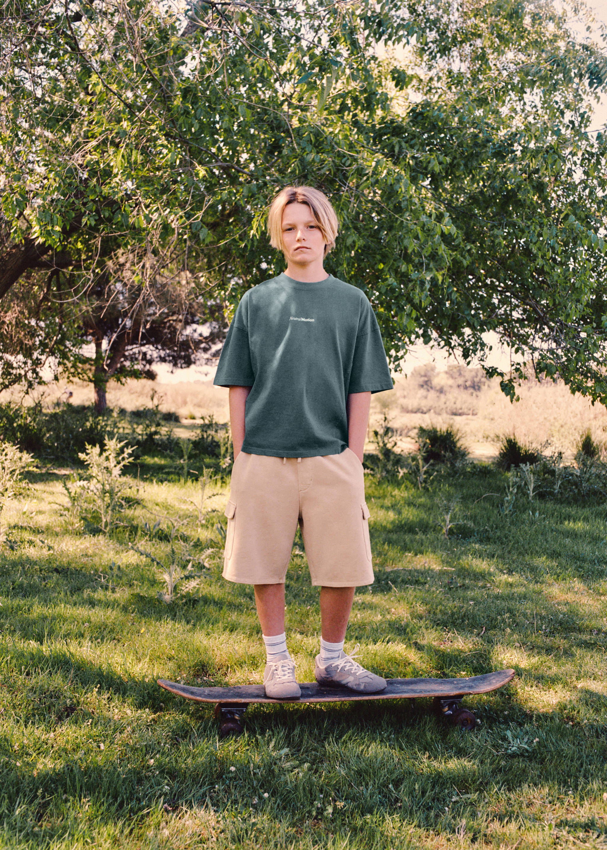 Drawstring cargo Bermuda shorts - Details of the article 5