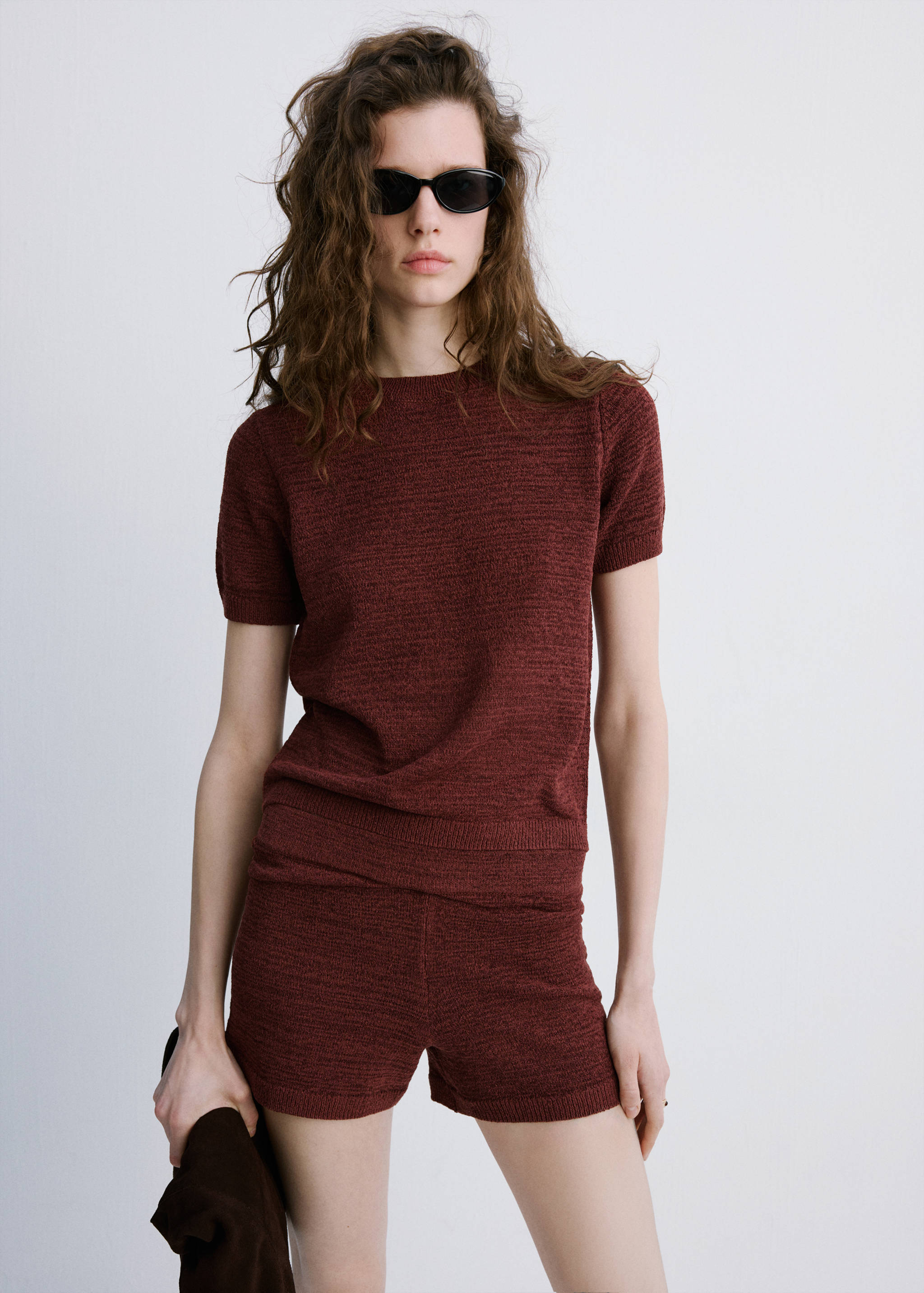 Fitted knitted shorts - Medium plane