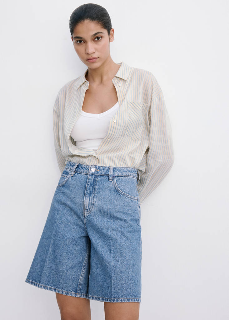 High-waist straight-fit denim shorts — Medium Blue