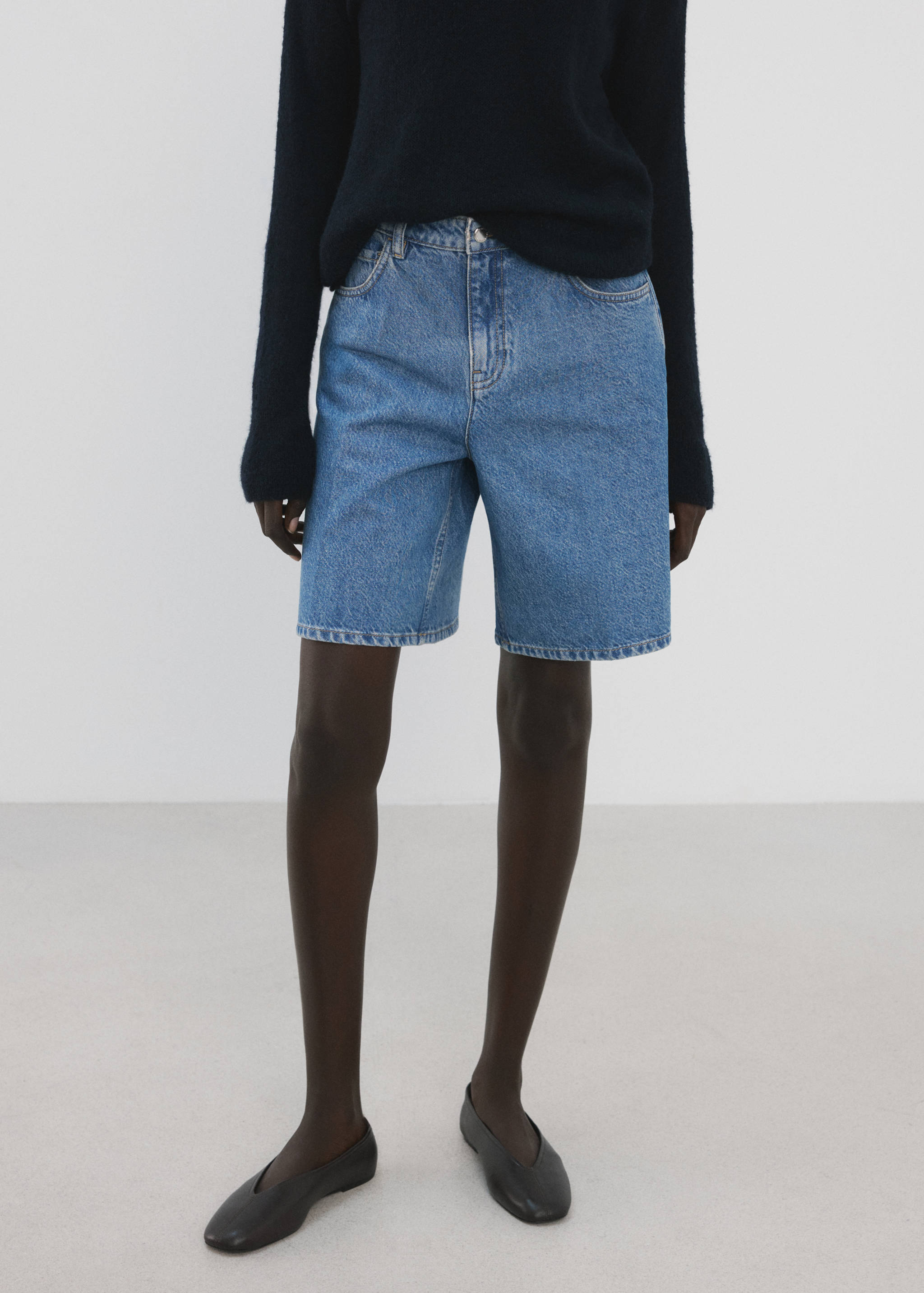 Bermuda en jean droit taille haute - Plan moyen