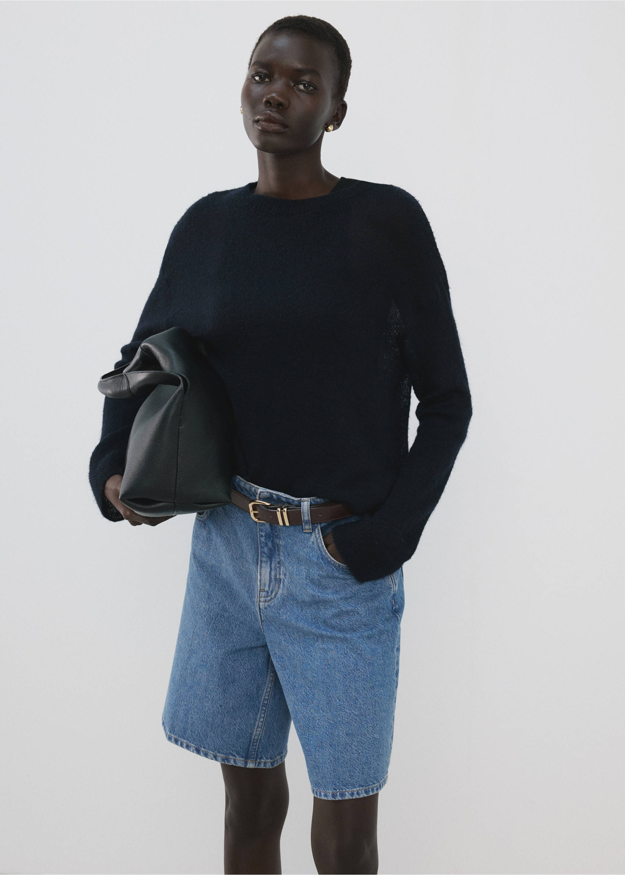 High-waist straight-fit denim shorts - Details of the article 1, Medium Blue. Ref: 27067146-00.