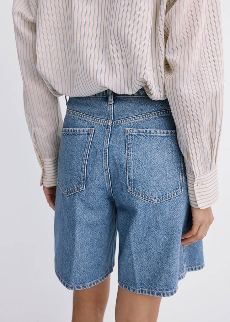 High-waist straight-fit denim shorts — Medium Blue
