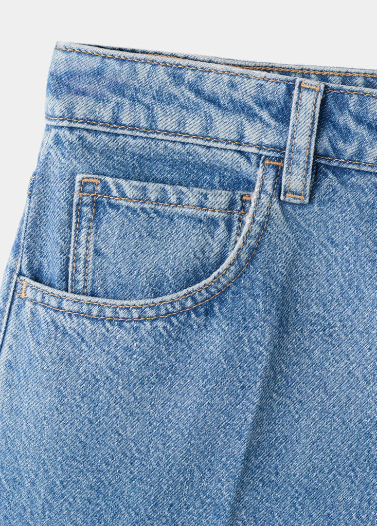 High-waist straight-fit denim shorts — Medium Blue