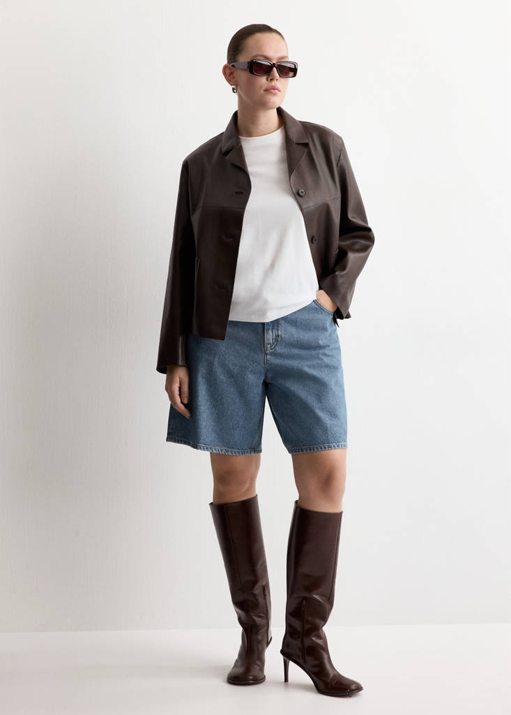 High-waist straight-fit denim shorts — Medium Blue