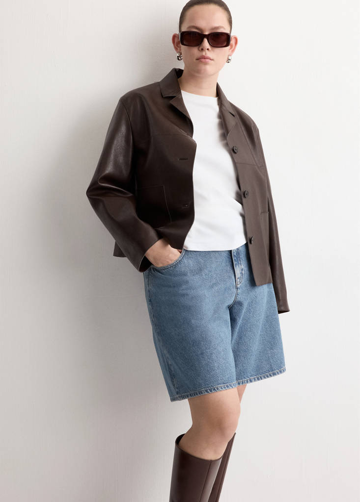 High-waist straight-fit denim shorts — Medium Blue