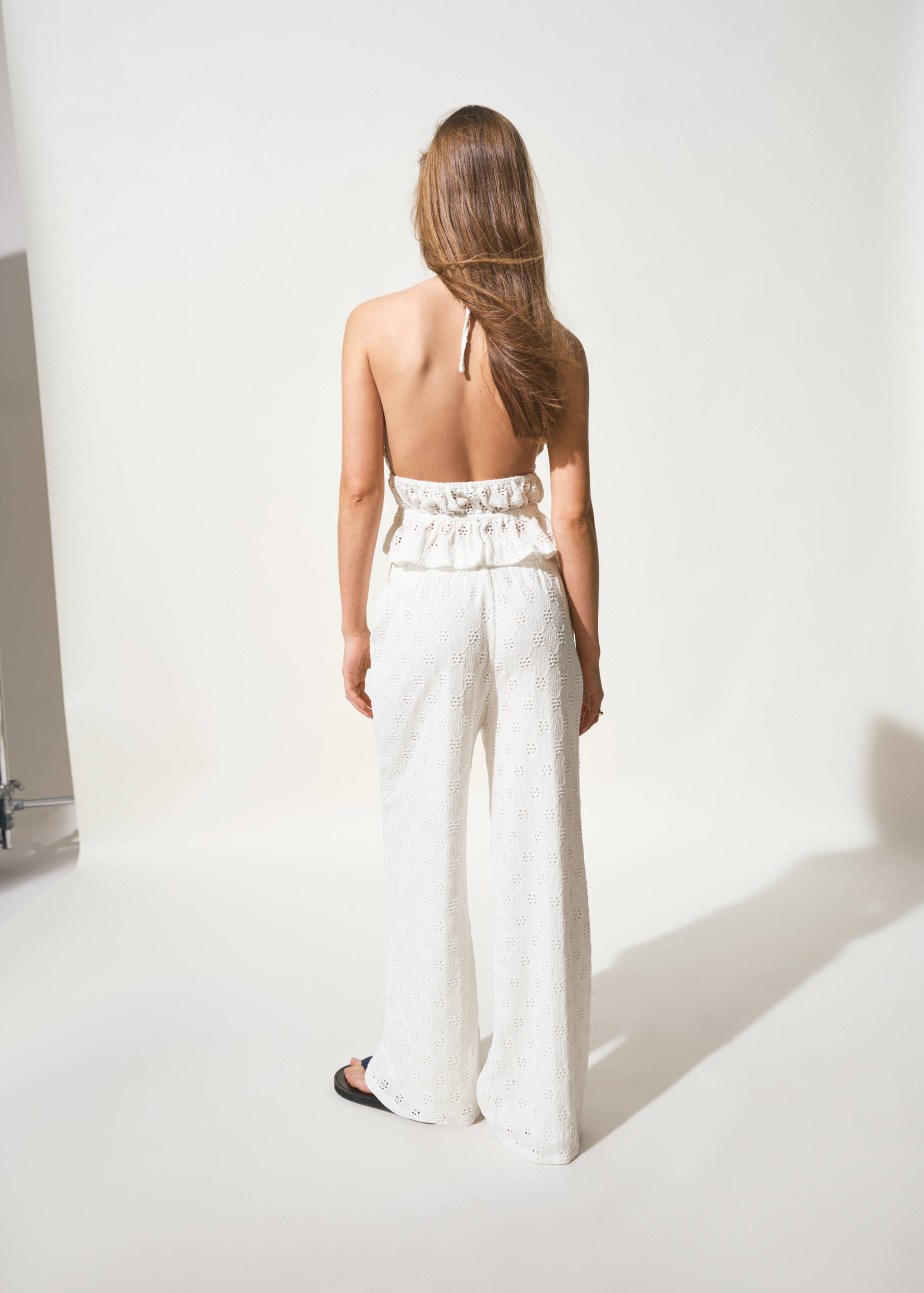 Straight trousers with embroidered details - Reverse of the article