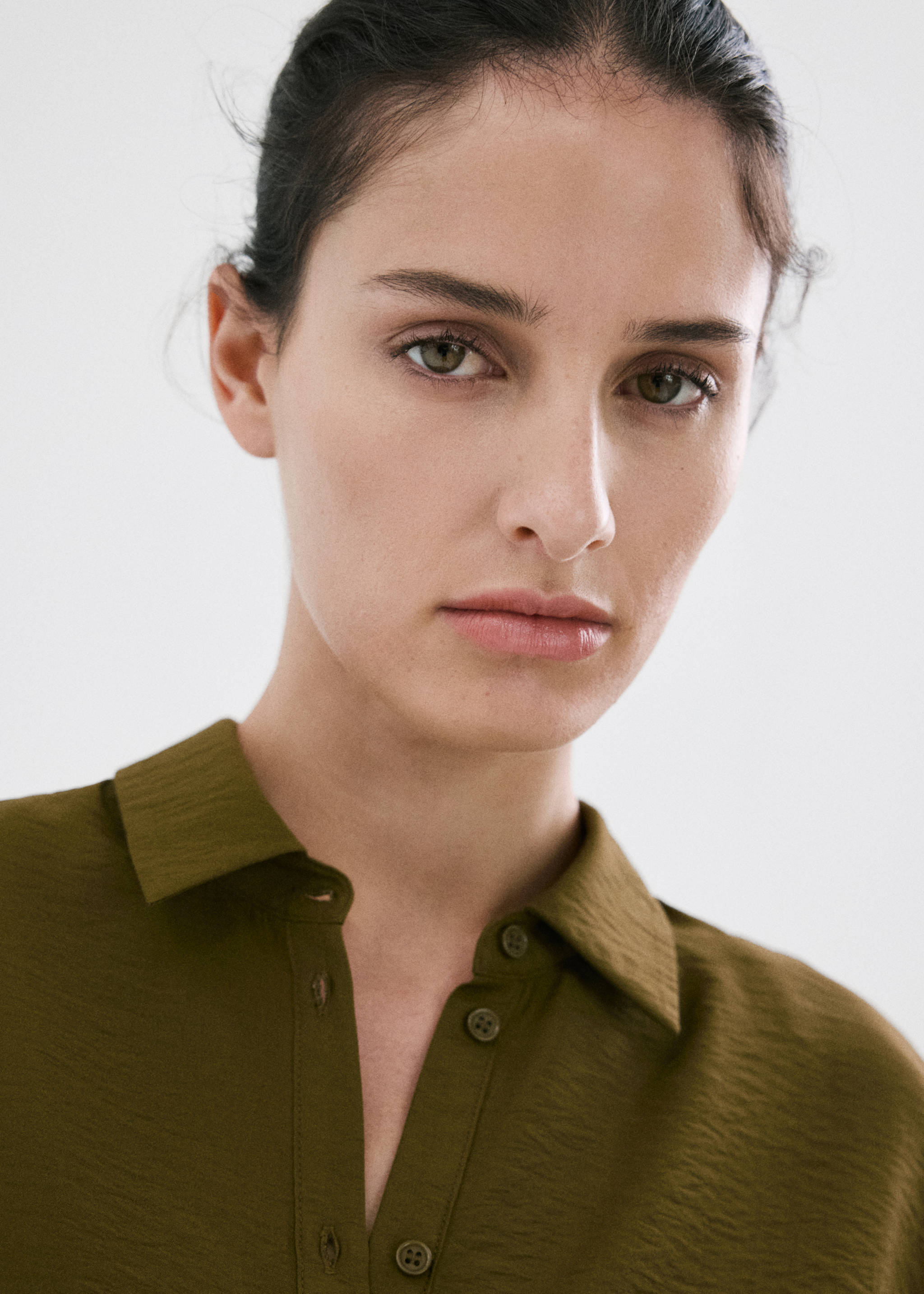 Knot short-sleeve shirt - Details of the article 1