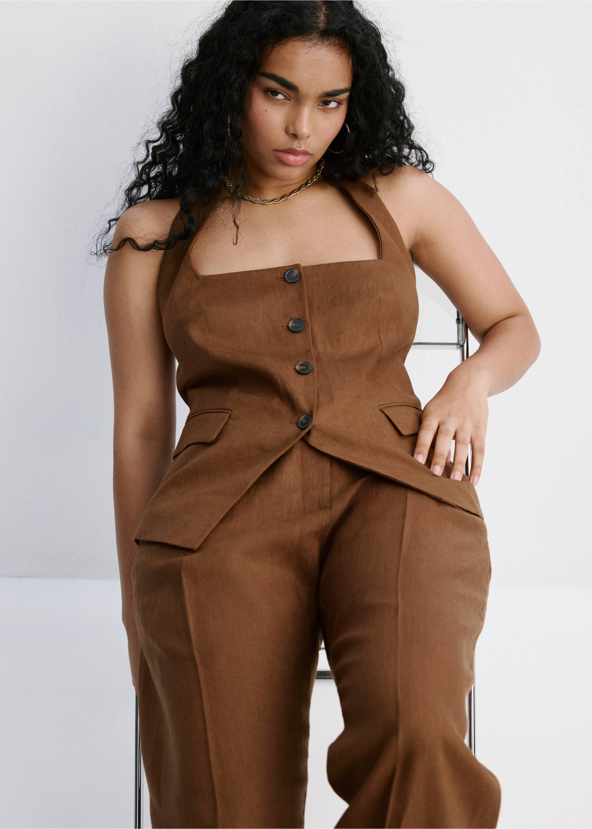 Chaleco traje lino - Detalle del artículo 5, Marrón. Ref: 27067156-00.