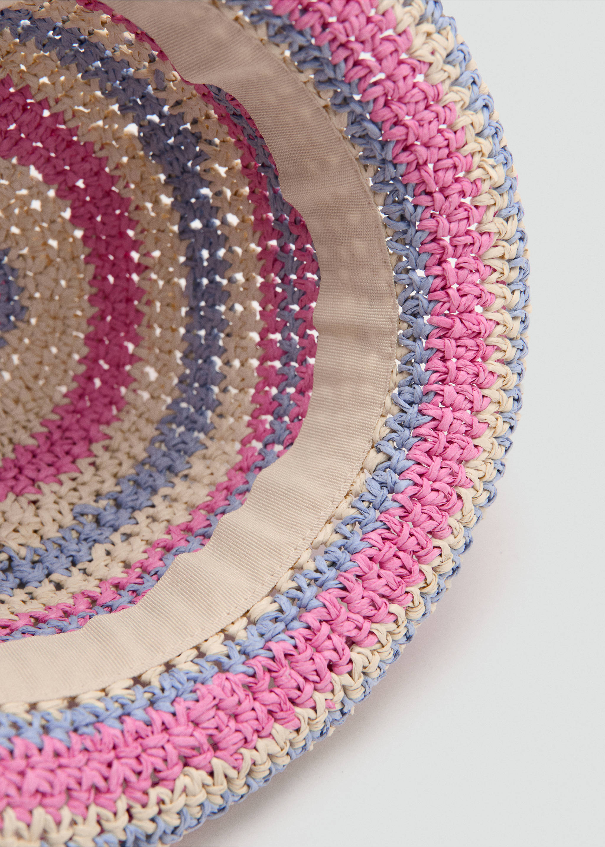 Multicoloured braided hat - Details of the article 1, Sand. Ref: 27067157-00.
