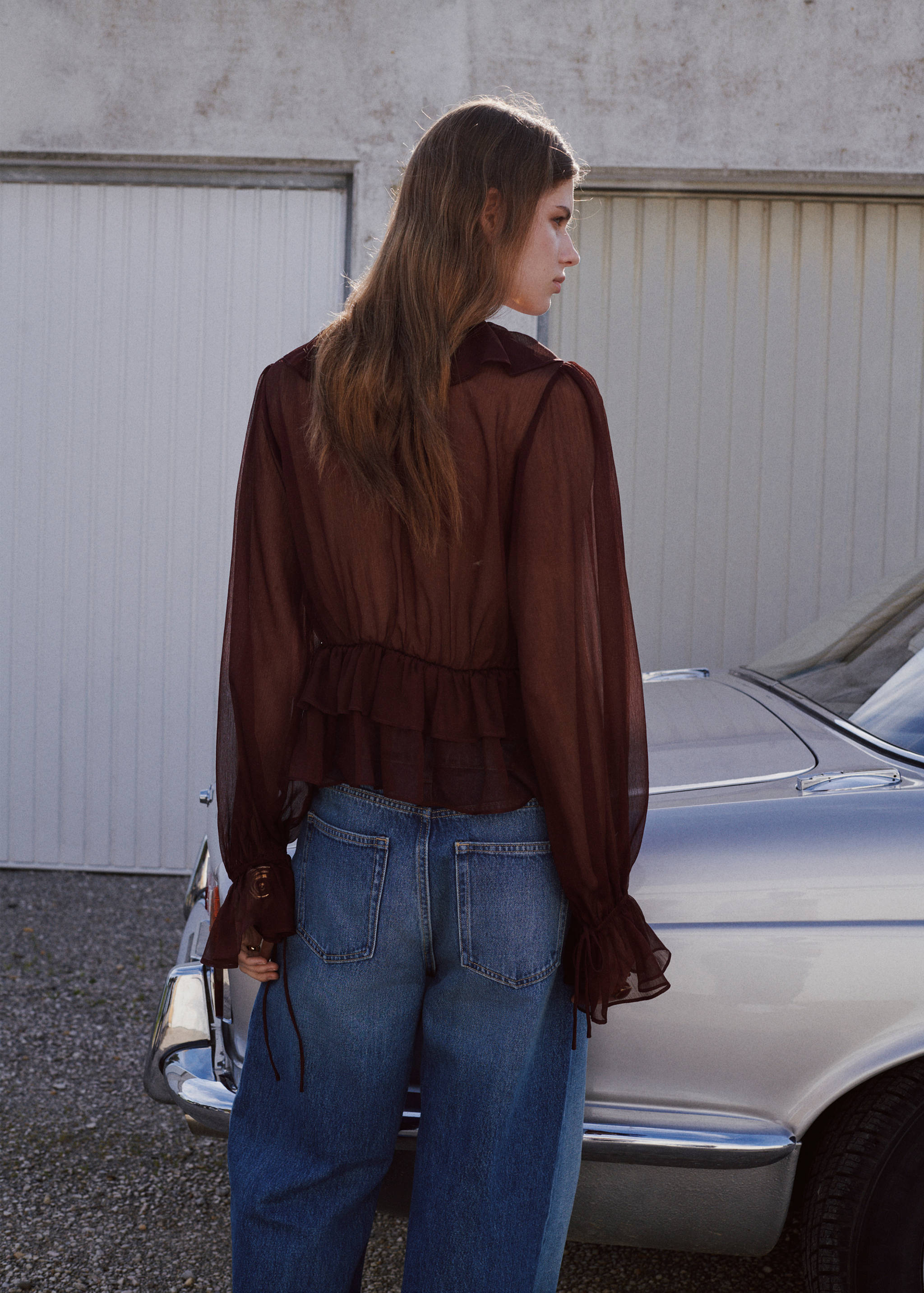 Fluid ruffled blouse - Reverse of the article