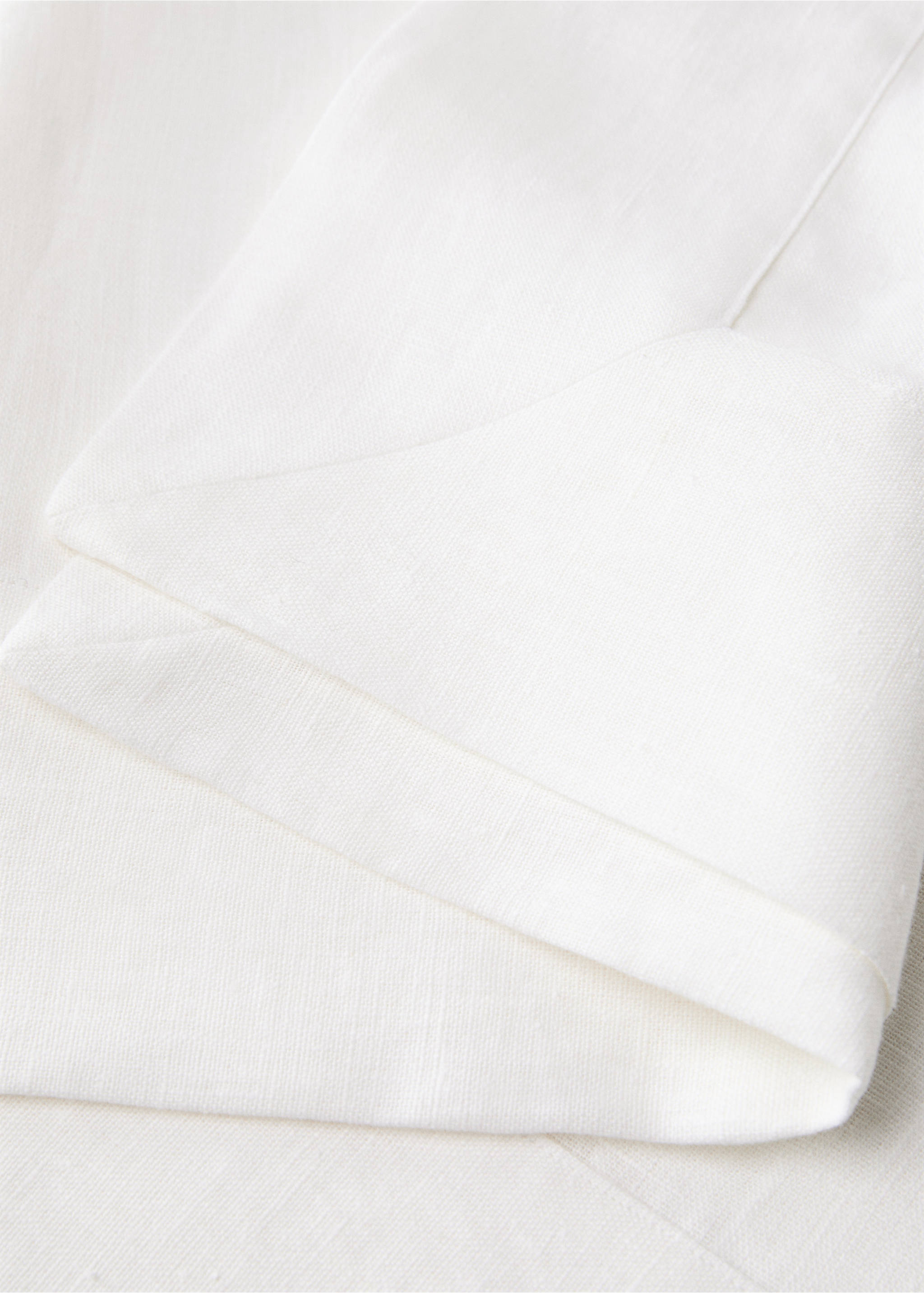 Linen tablecloth for 8 to 10 diners - Details of the article 1, White. Ref: 27067891-00.