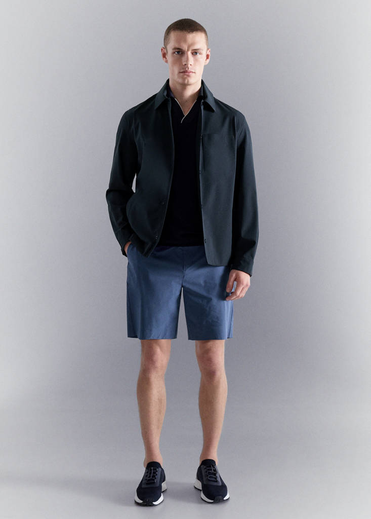 Water-repellent jacket with pockets — Navy