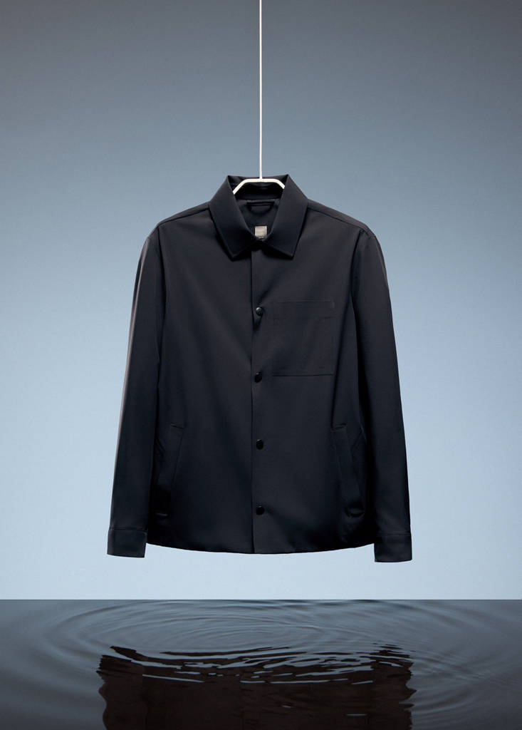 Water-repellent jacket with pockets — Navy
