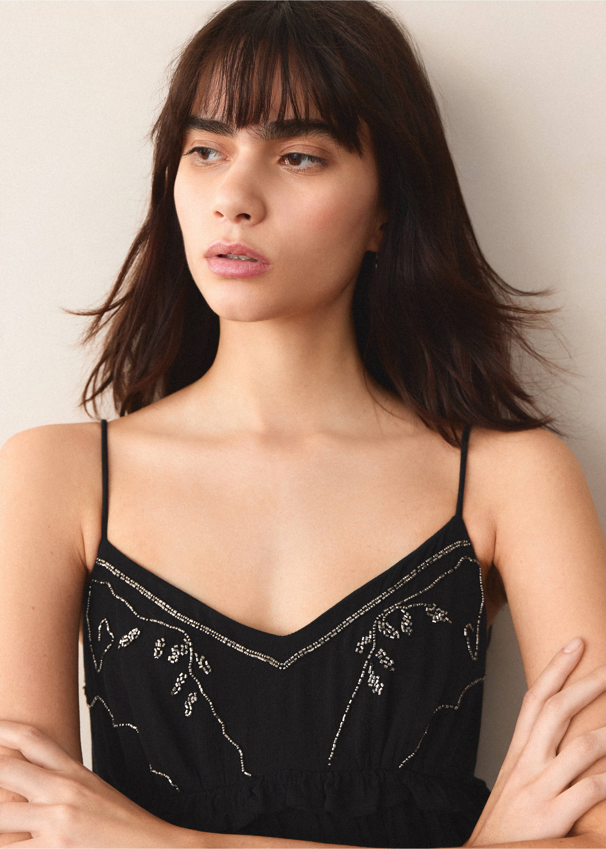 فستان قصير بخرز - تفاصيل المنتج 1, أسود. Ref: 27067899-00.