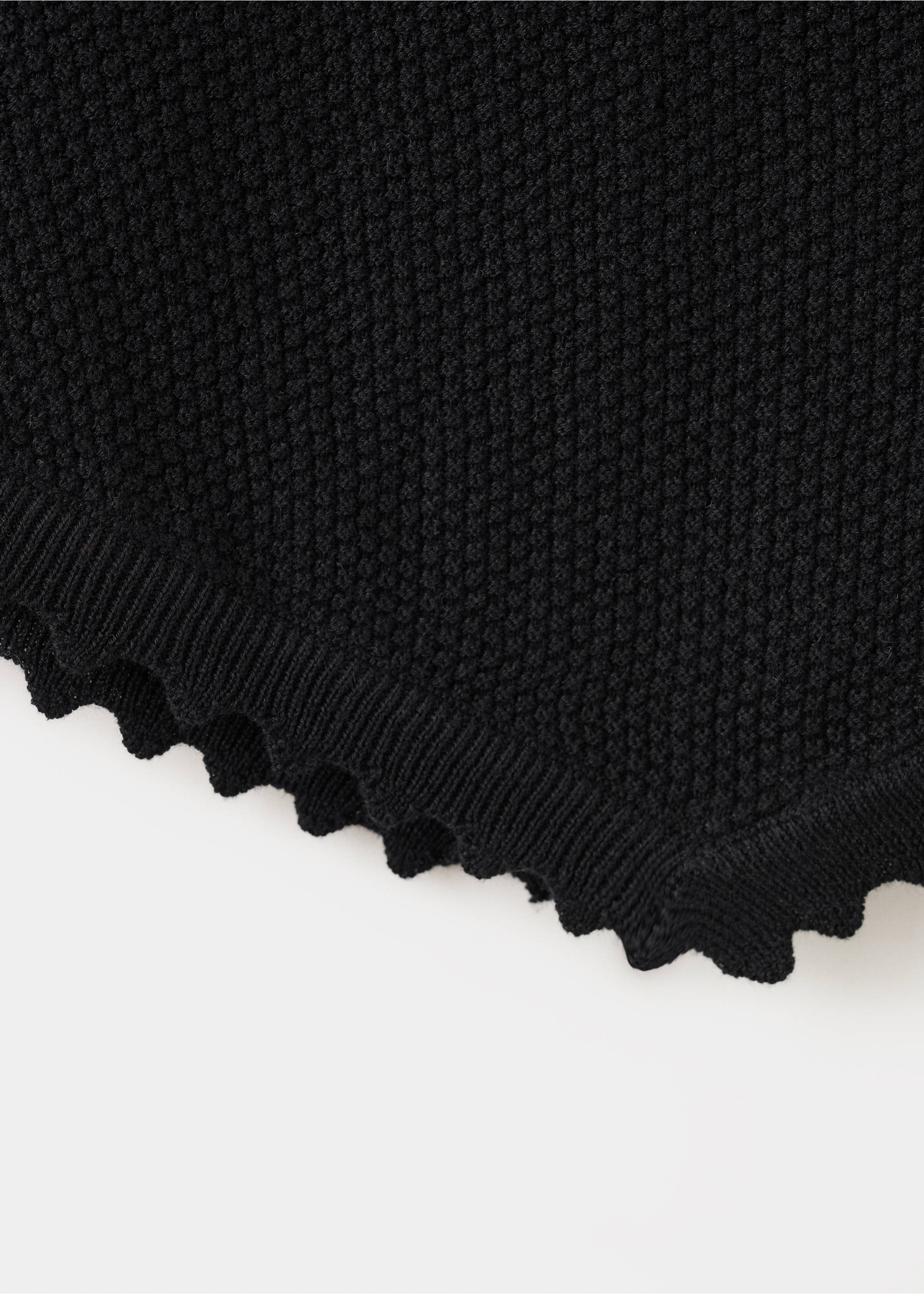 Asymmetric sequin top - Details of the article 0, Black. Ref: 27067907-00.