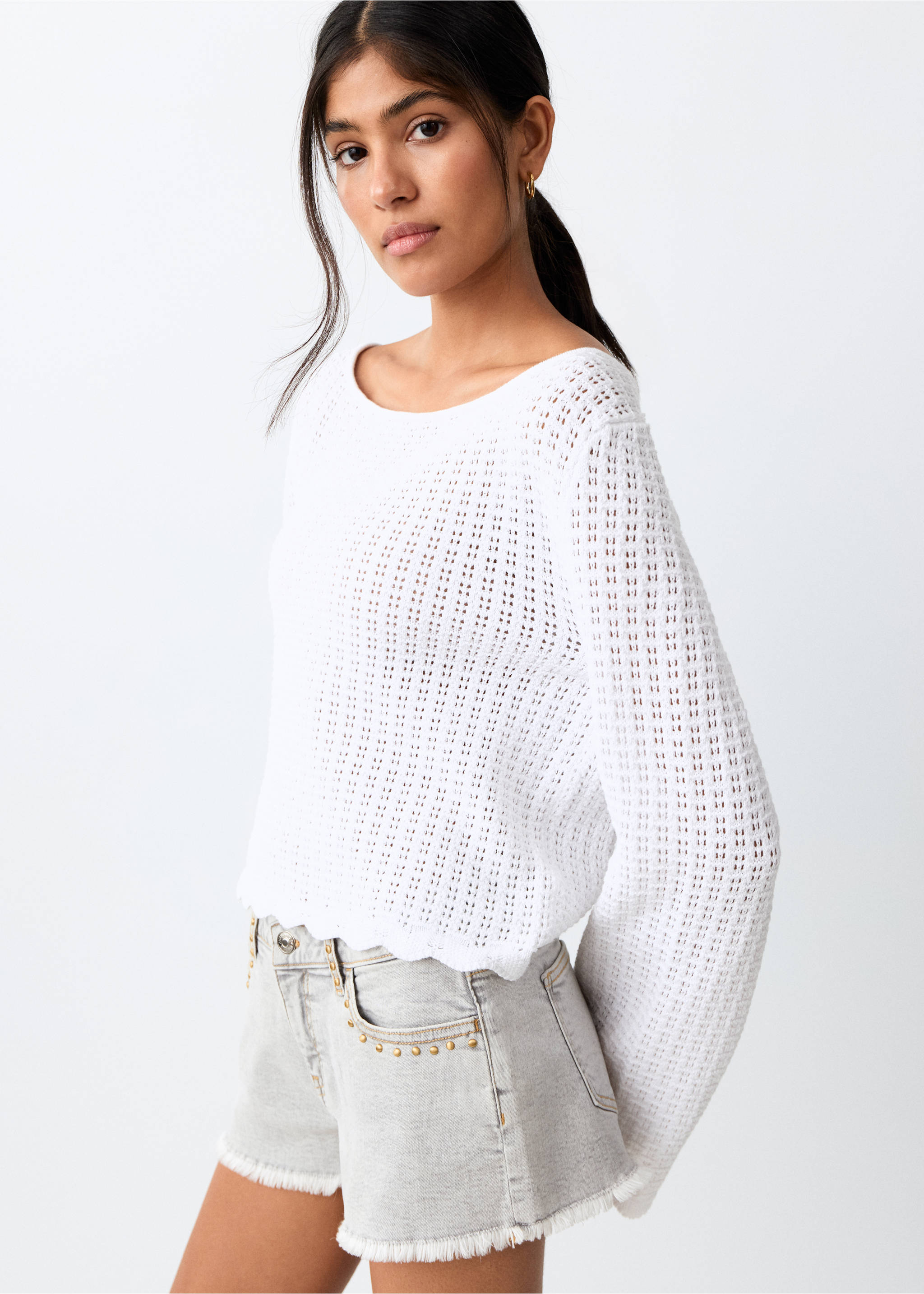 شورتات قصيرة بتفاصيل مهترئة - رؤية وسط, رمادي دنيم. Ref: 27067914-00.