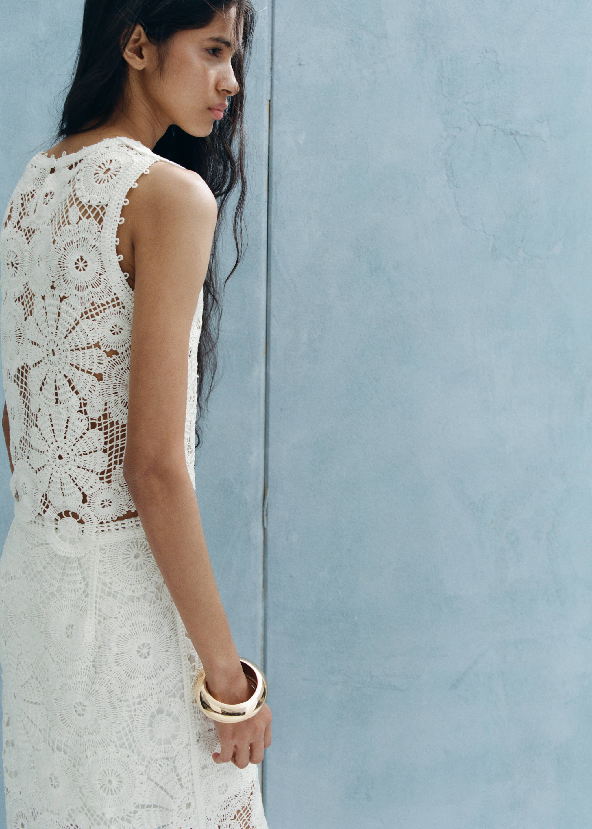 Embroidered top with openwork details - Reverse of the article