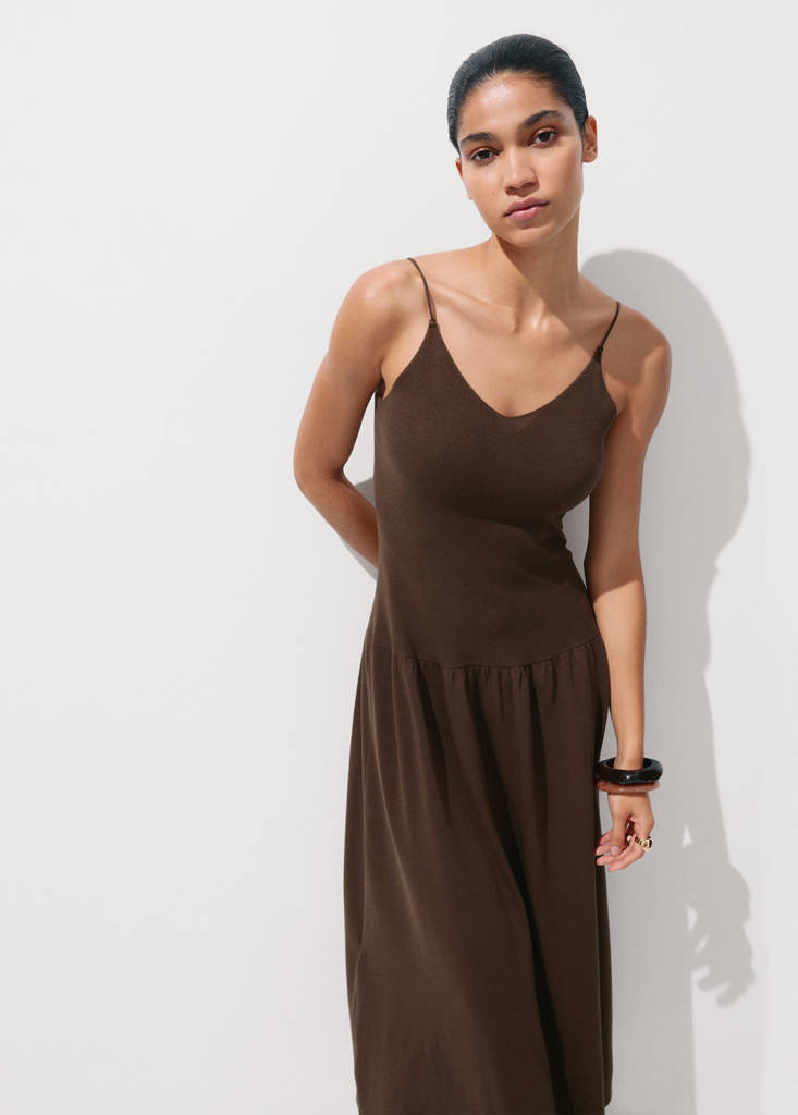 Knitted dress with gathered detail