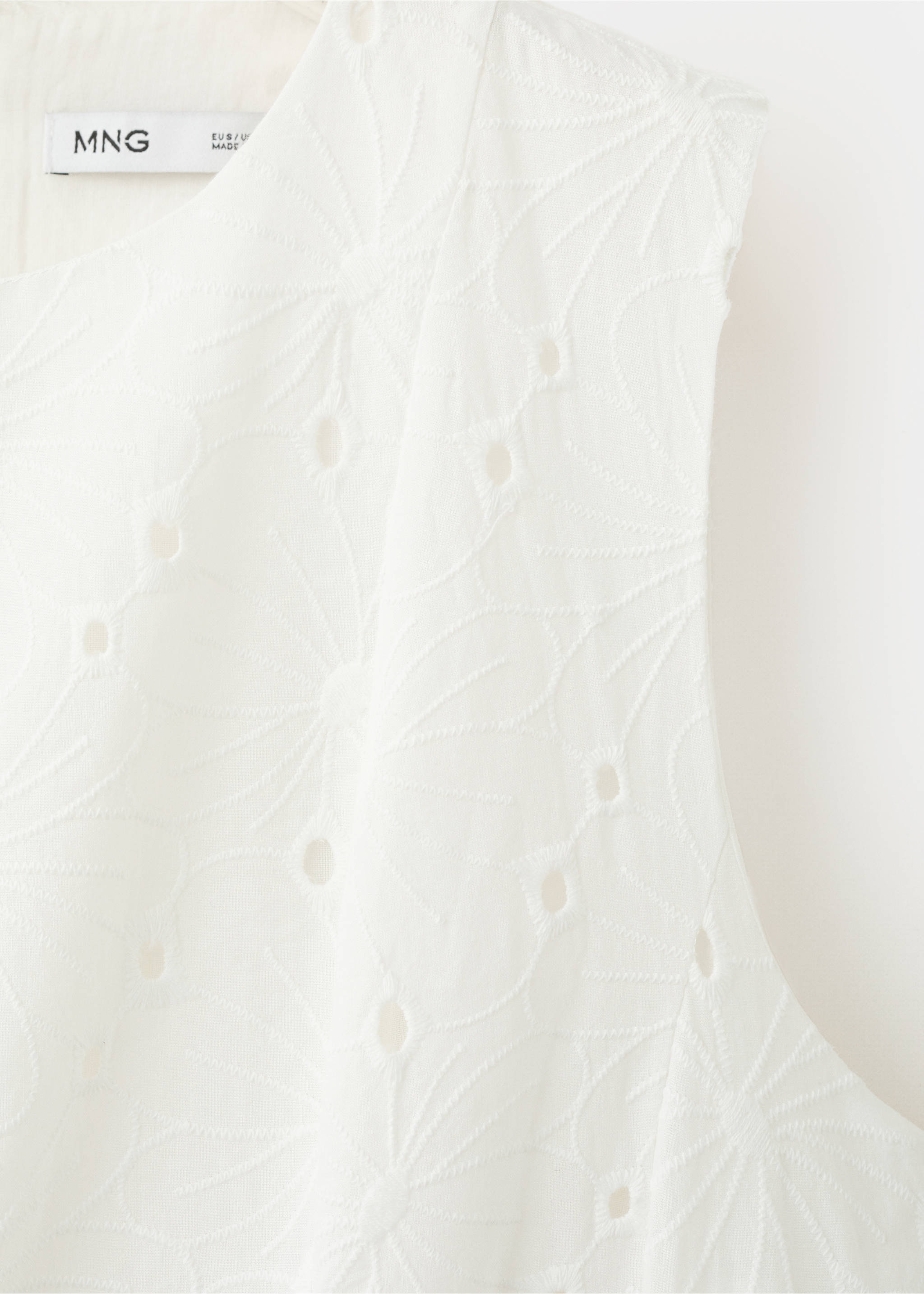 Embroidered lace flared dress - Details of the article 8, White. Ref: 27069058-00.