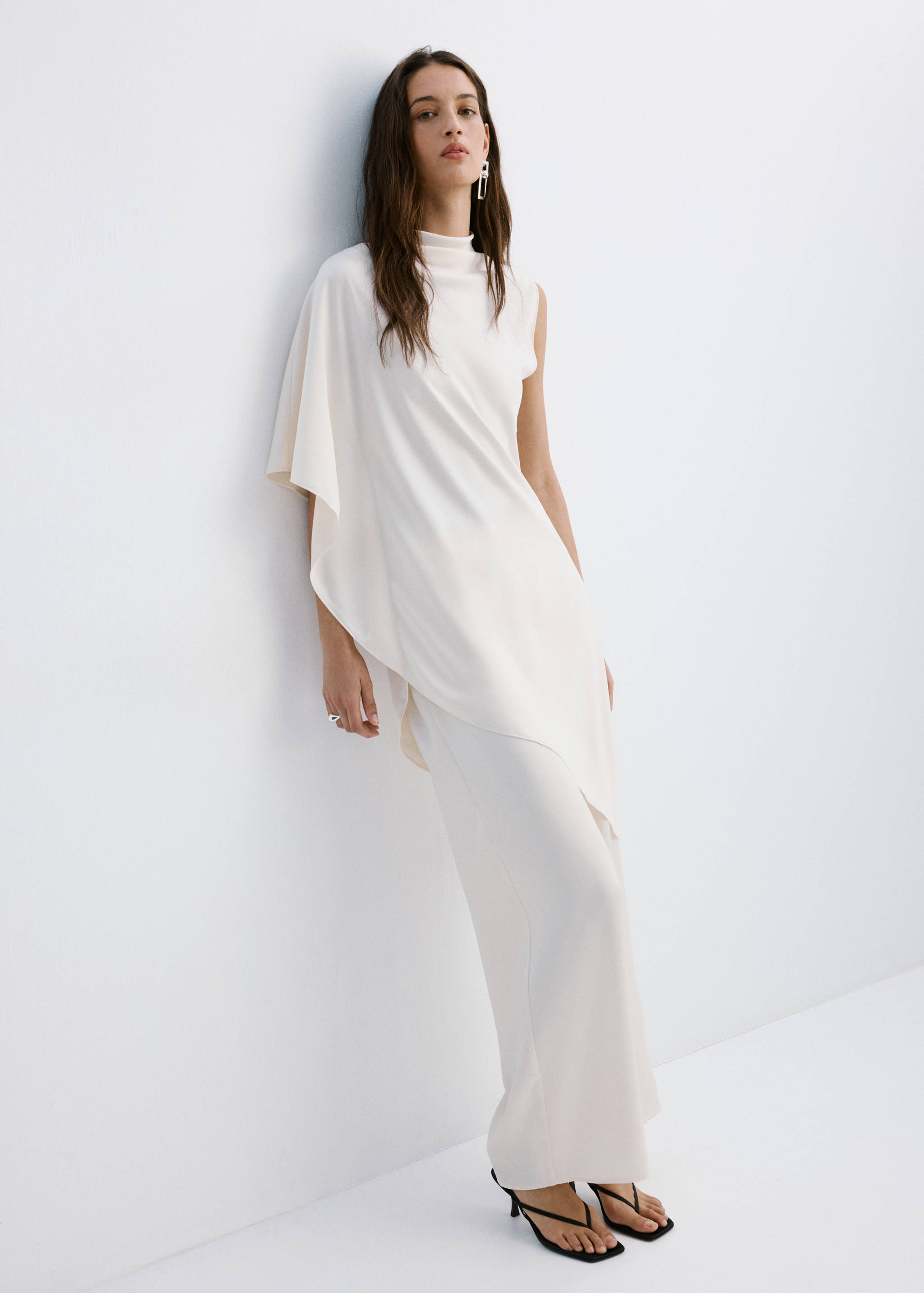 Asymmetric satin blouse - General plane