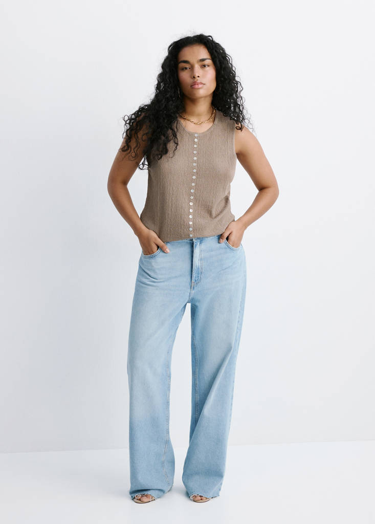 Top with combined texture buttons — Medium Brown
