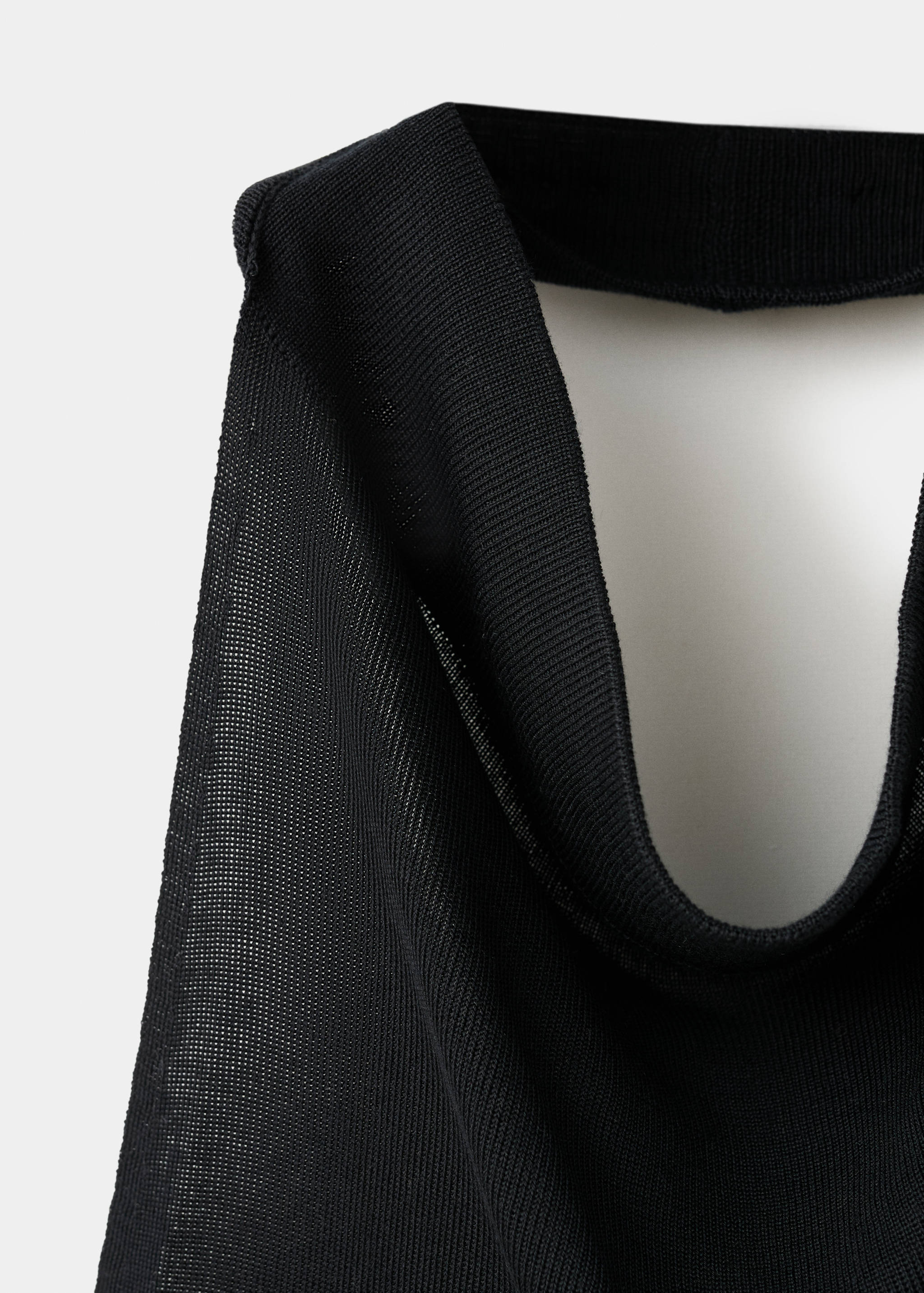 Halter-neck lyocell top - Details of the article 8