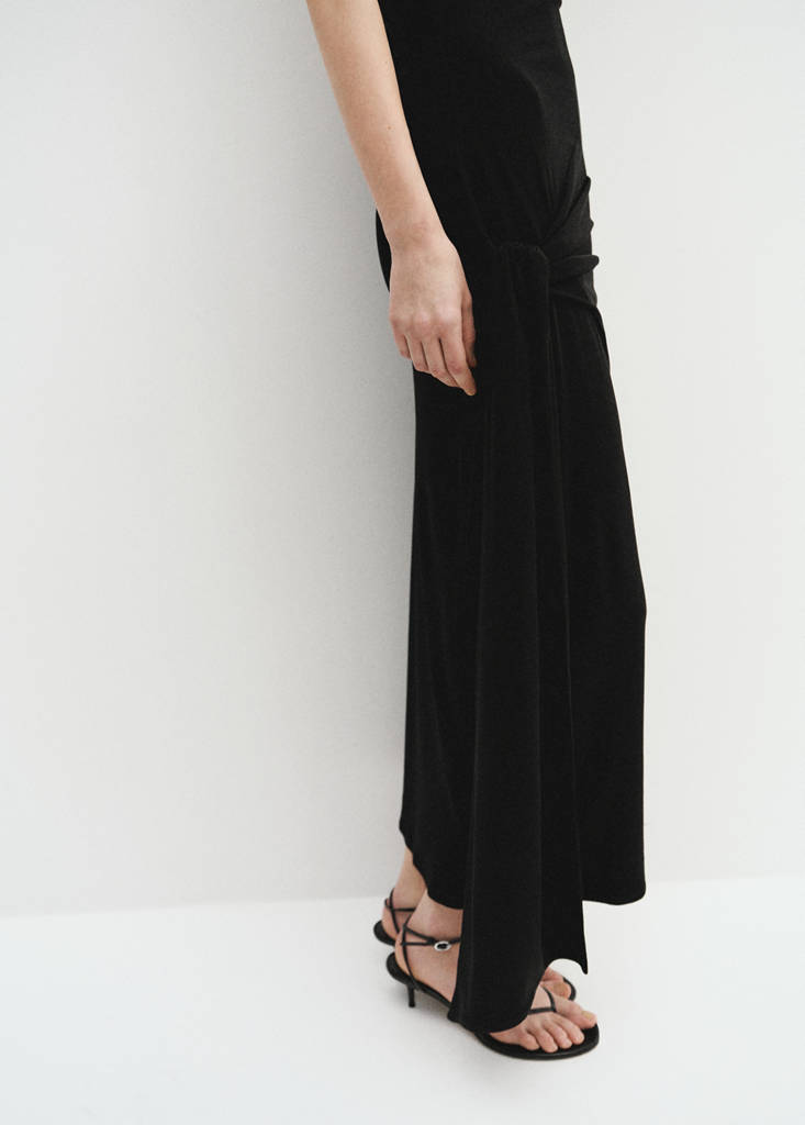 Halter tie dress — Black