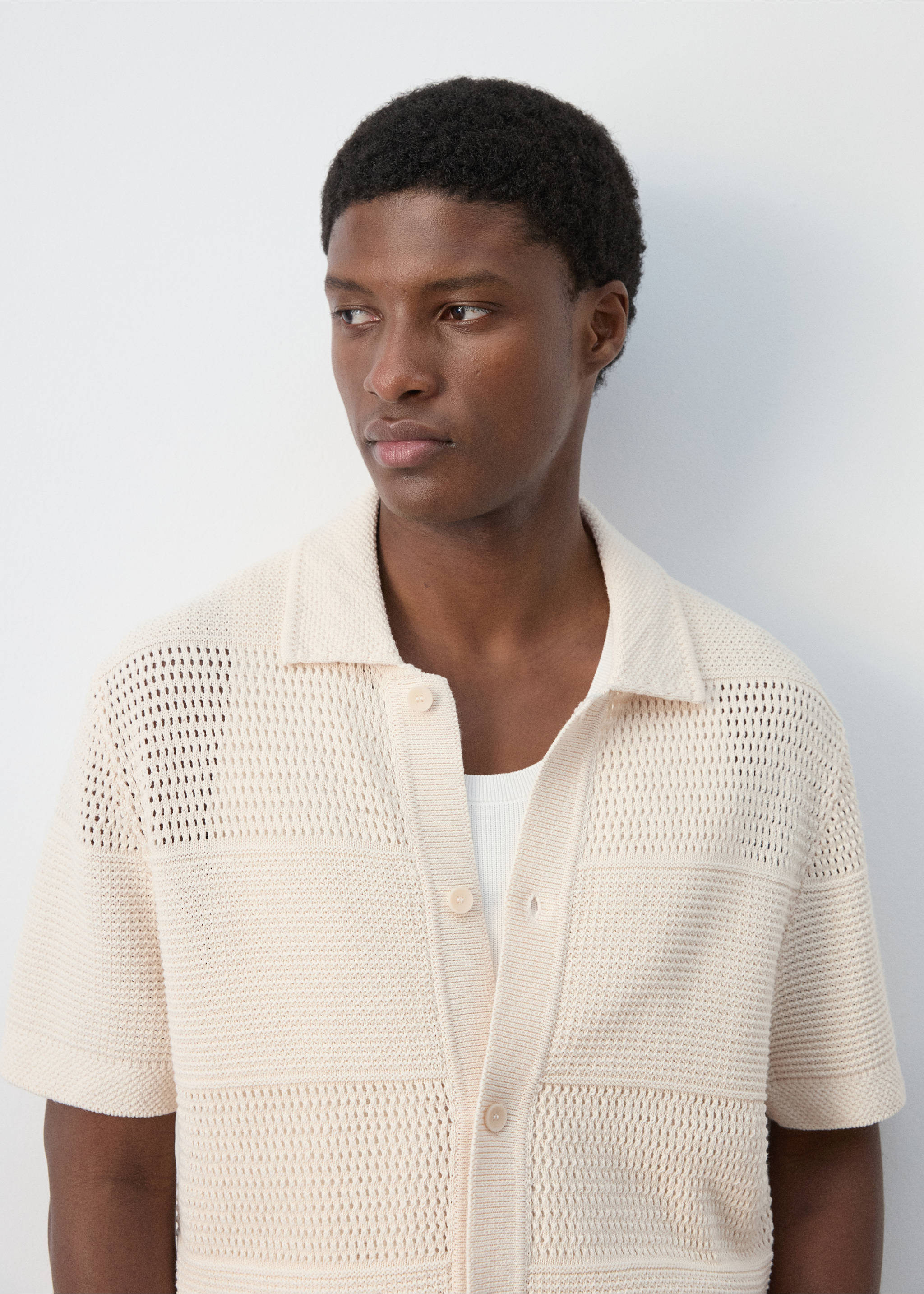 Shirt morisca - Details of the article 1, Ecru. Ref: 27069208-00.