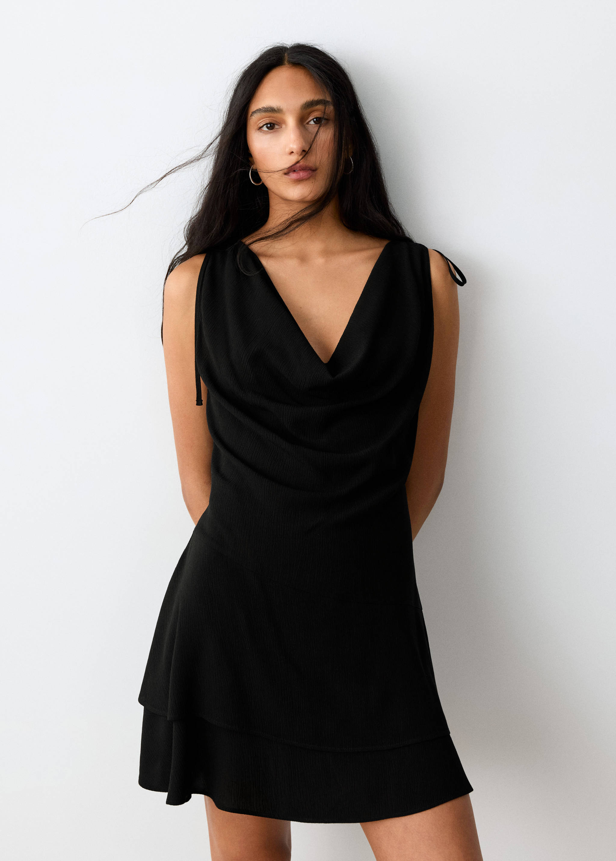 Vestido fluido drapeado - Plano medio