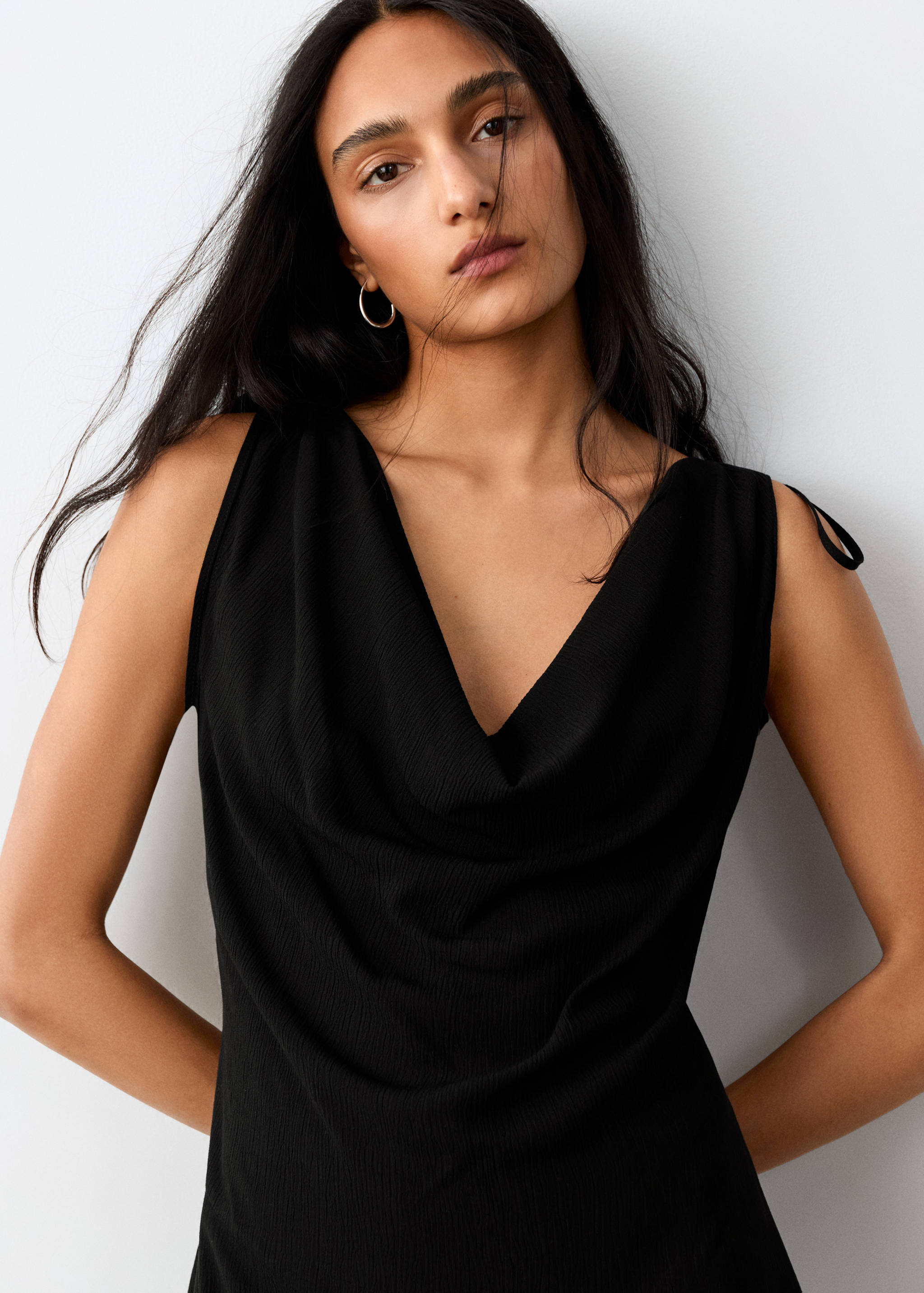 Vestido fluido drapeado - Detalle del artículo 1