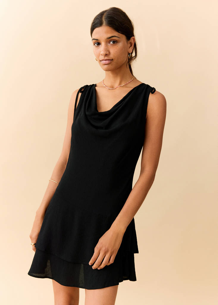 Flowing draped dress — Black