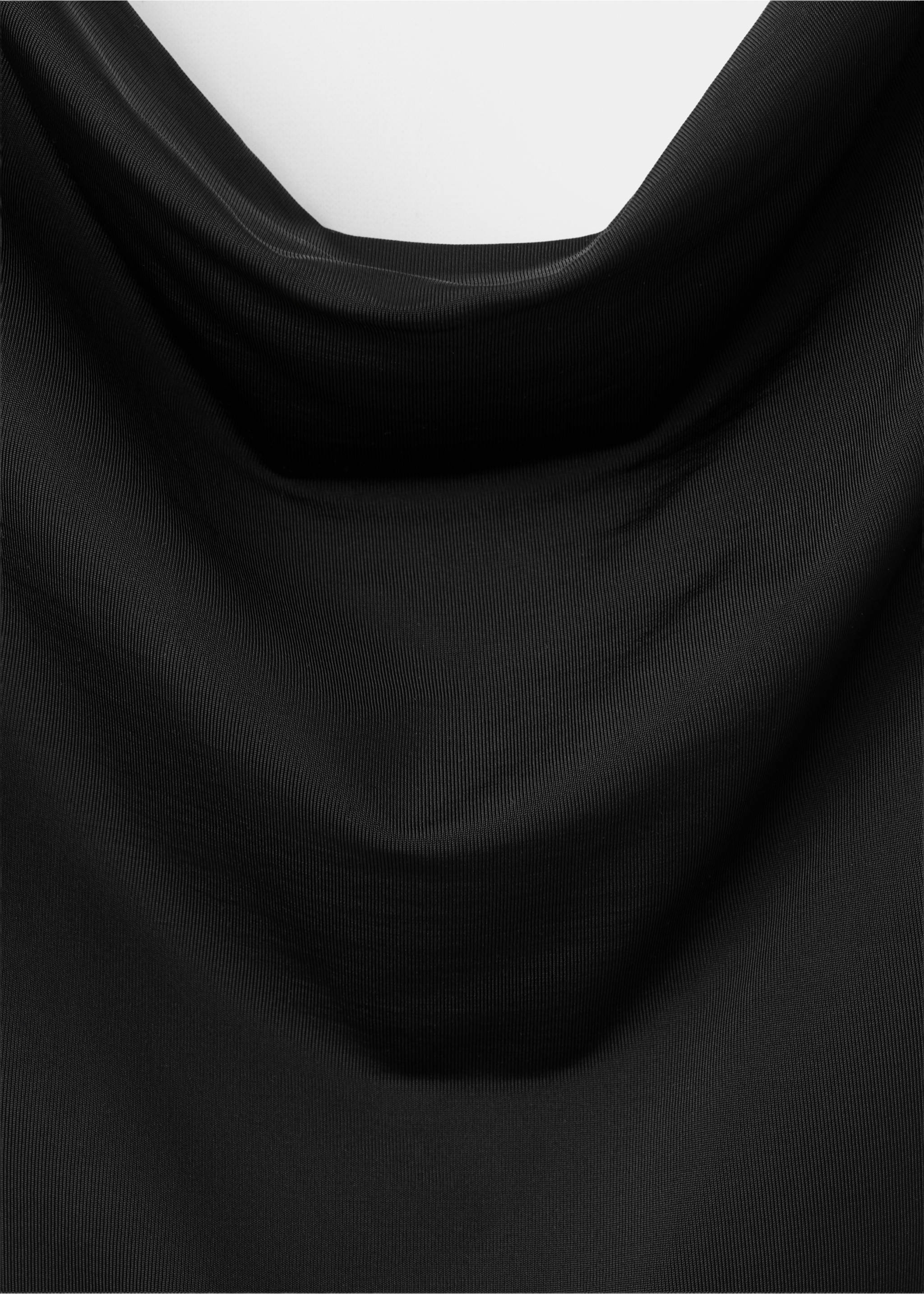 Midi-dress with open back - Details of the article 0, Black. Ref: 27069217-00.