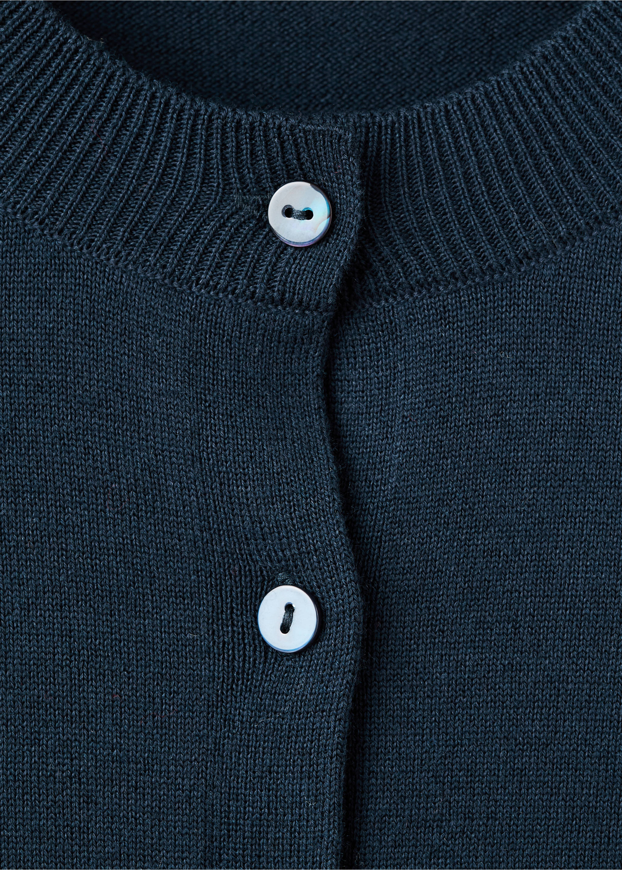 Chunky-knit wool-blend cardigan - Details of the article 8, Dark Navy. Ref: 27071191-00.