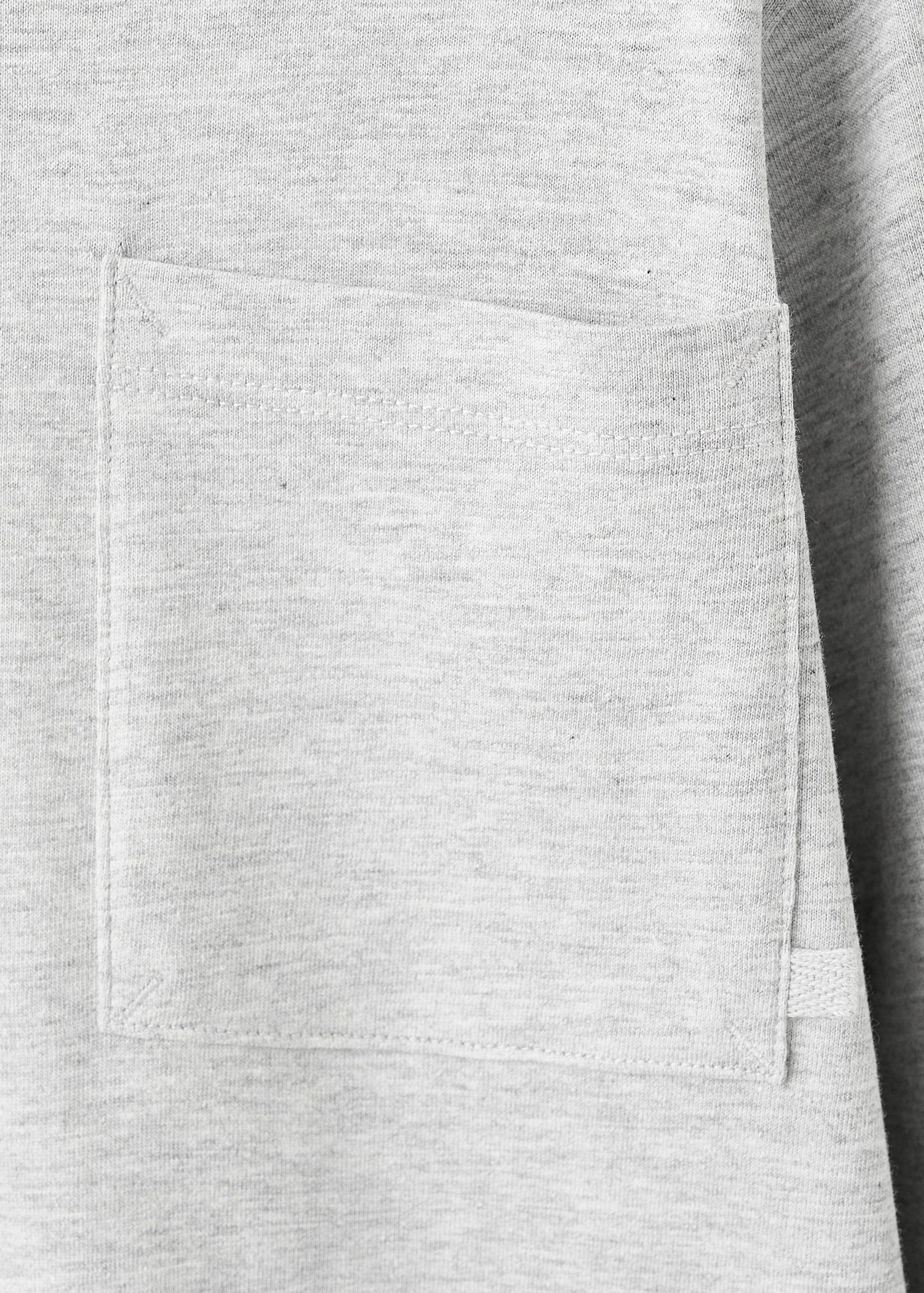 تي شيرت بأكمام طويلة وجيوب - تفاصيل المنتج 8