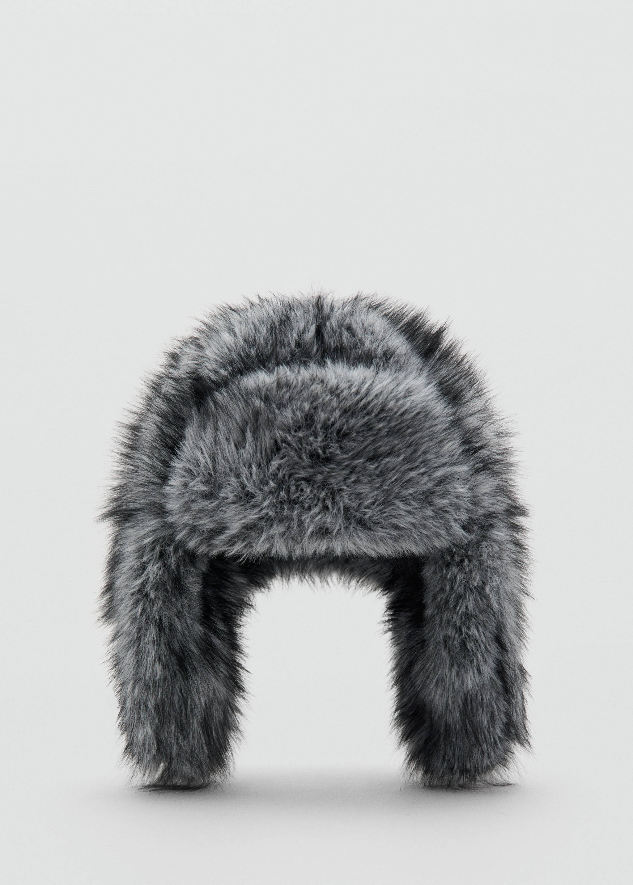 Faux-fur beanie - Article without model