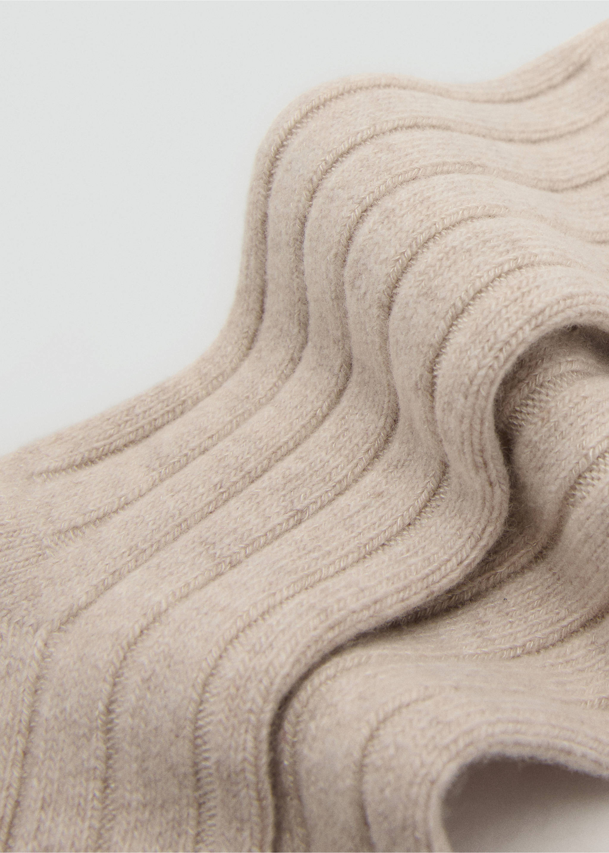 Ribbed wool blend socks - Details of the article 2, Ecru. Ref: 27071201-00.