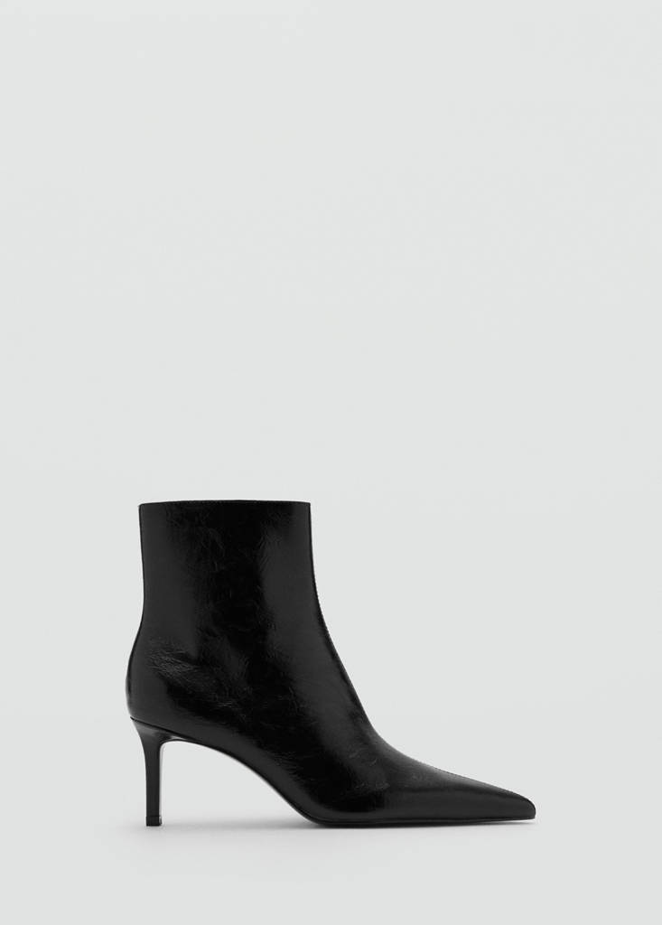 Pointed heel ankle boot — Black
