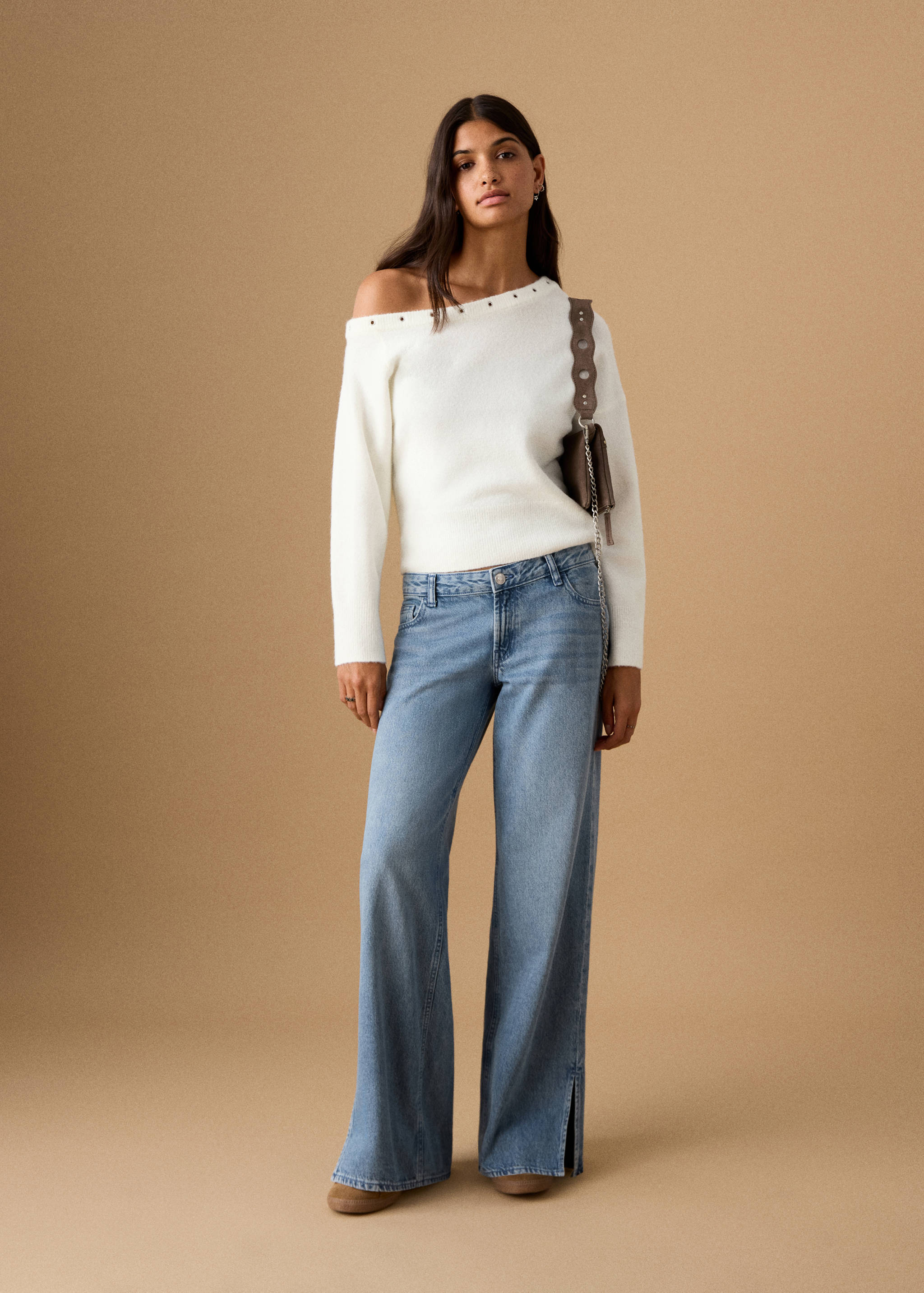 Asymmetrical studded sweater - General plane