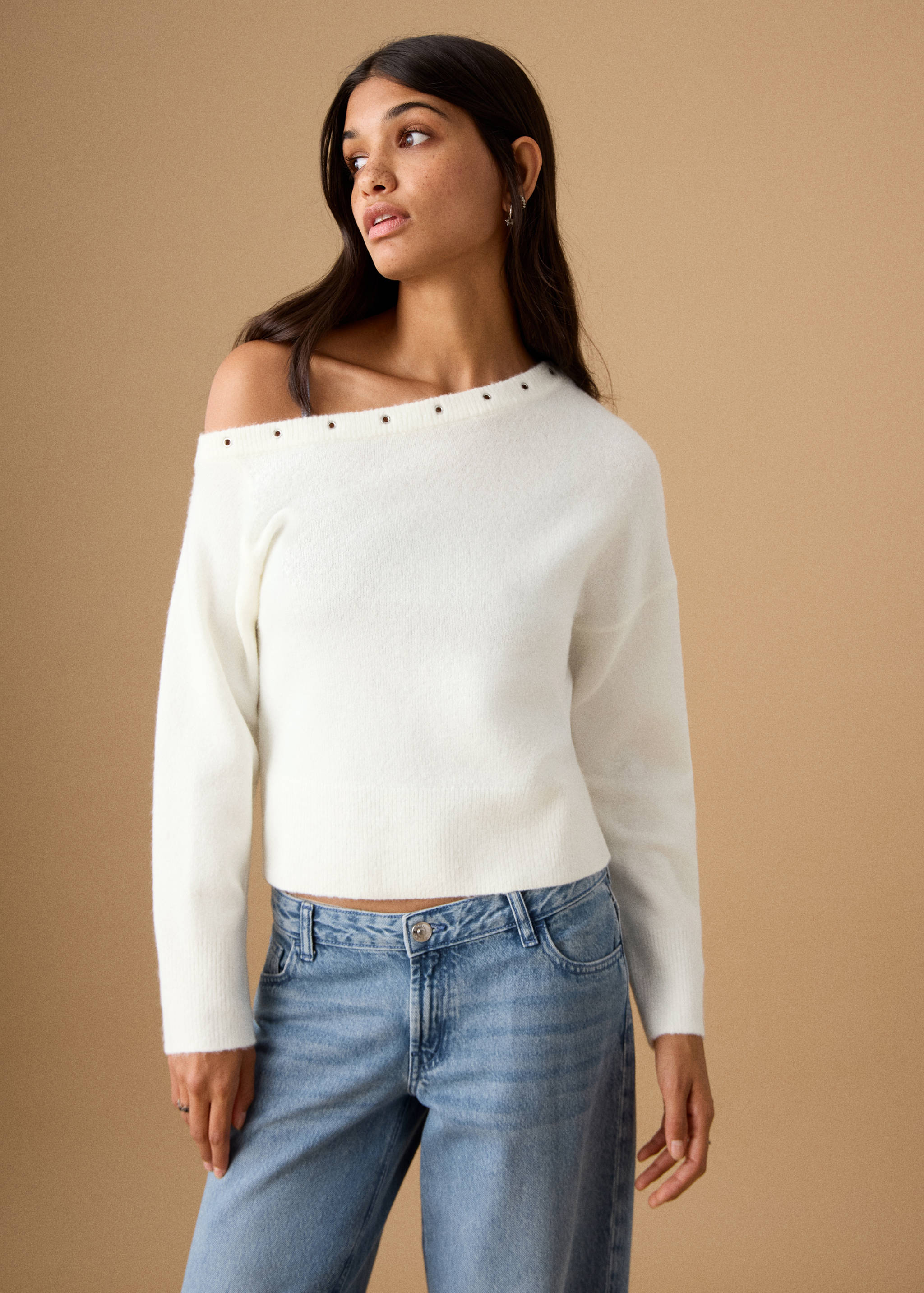 Asymmetrical studded sweater - Medium plane
