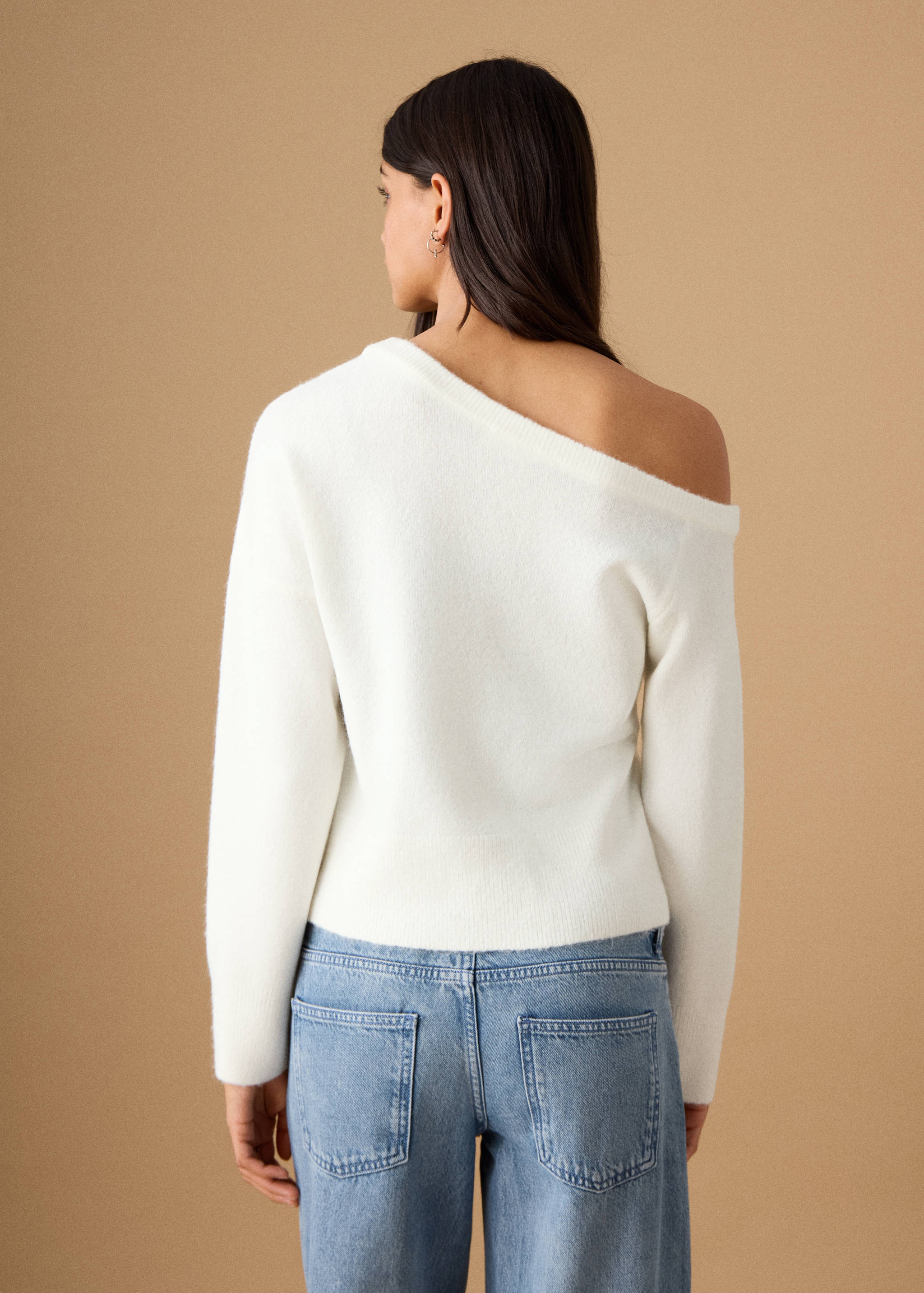 Asymmetrical studded sweater - Reverse of the article