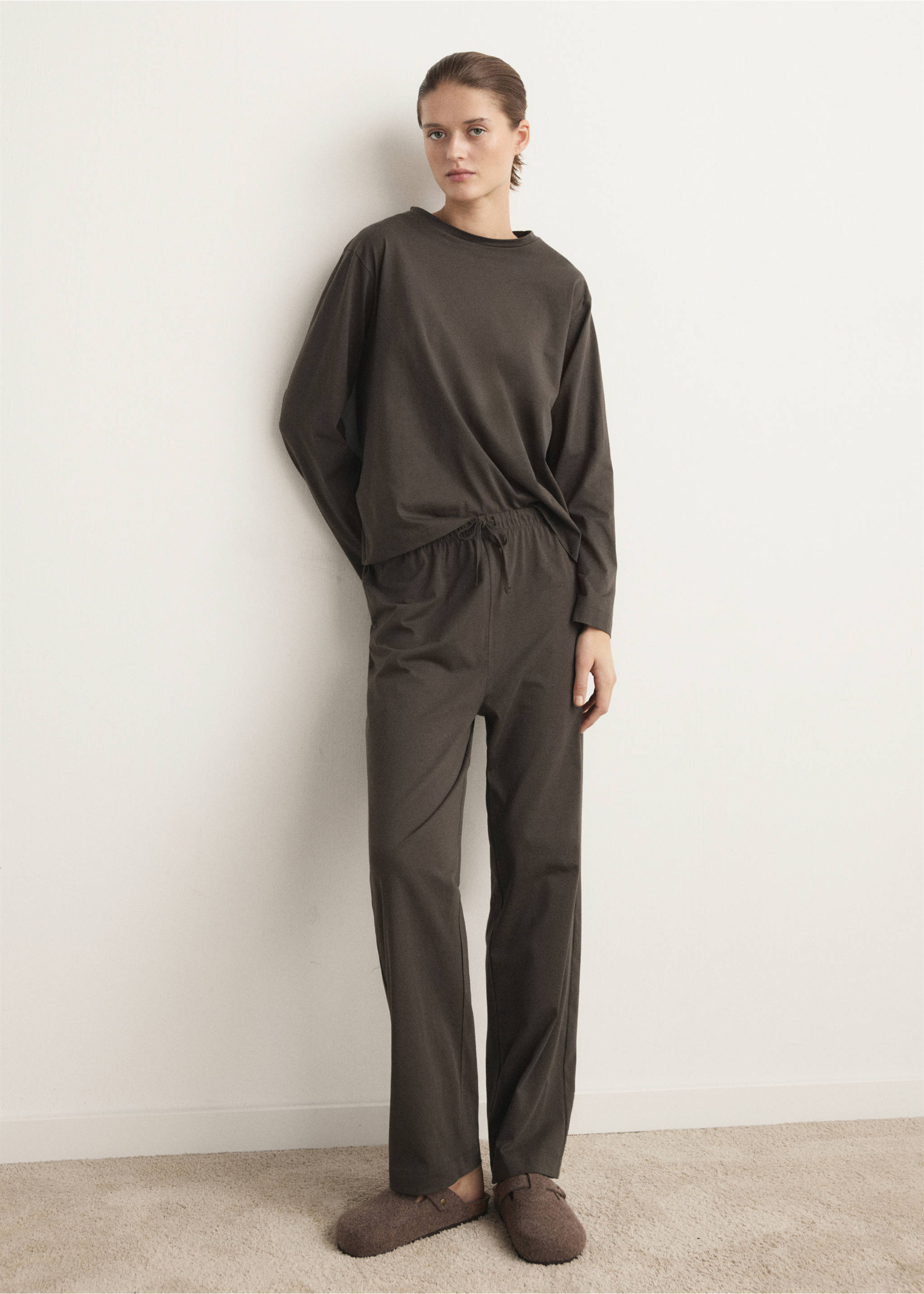 Two-piece plain cotton pyjamas - General plane, Chocolate. Ref: 27071215-00.