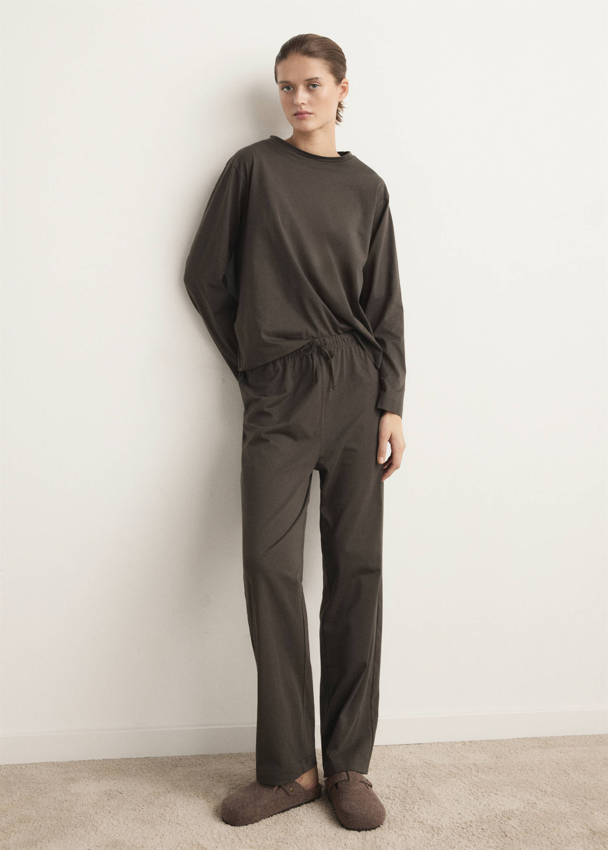 Two-piece plain cotton pyjamas - General plane