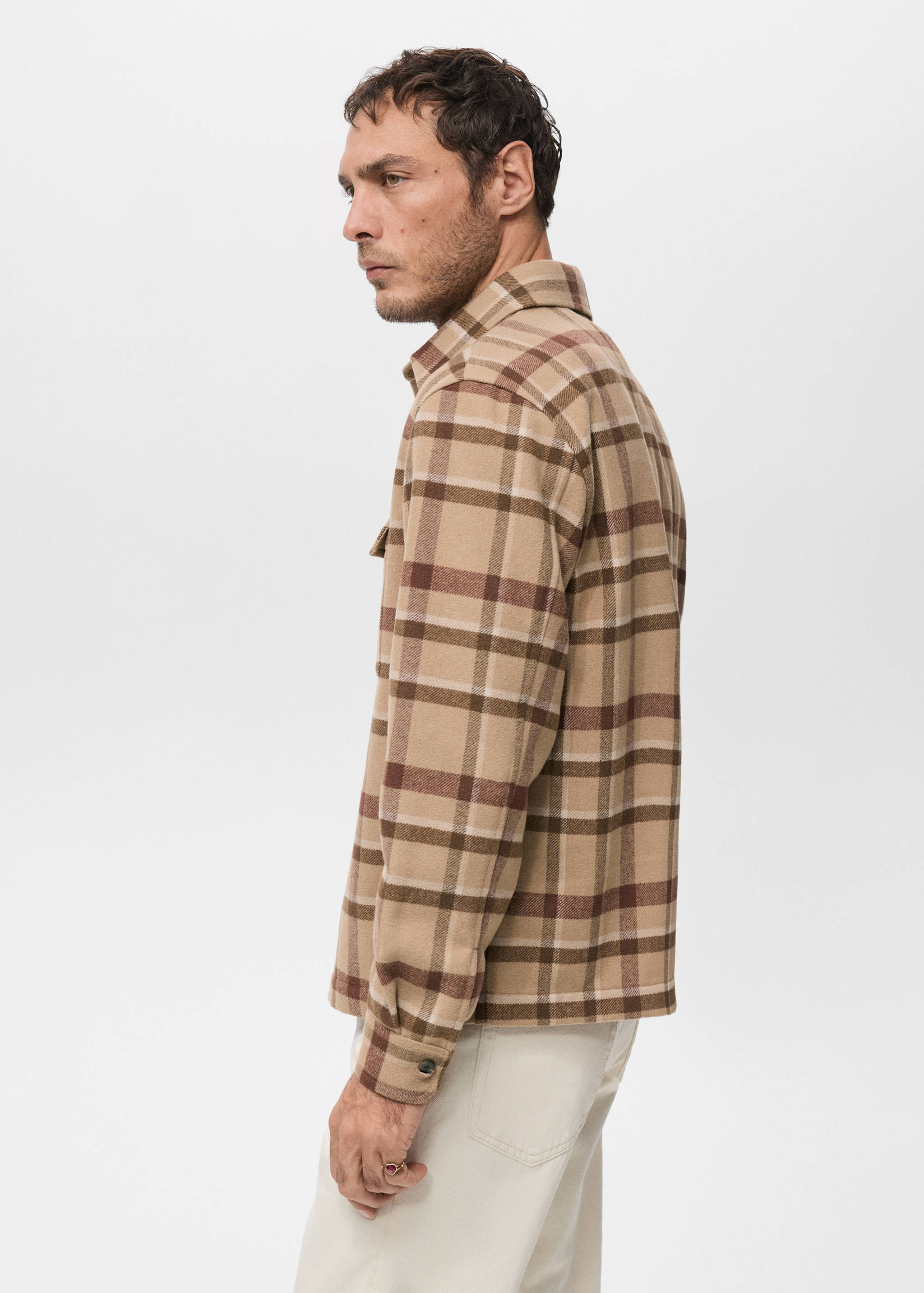 Check overshirt with pockets - Details of the article 6