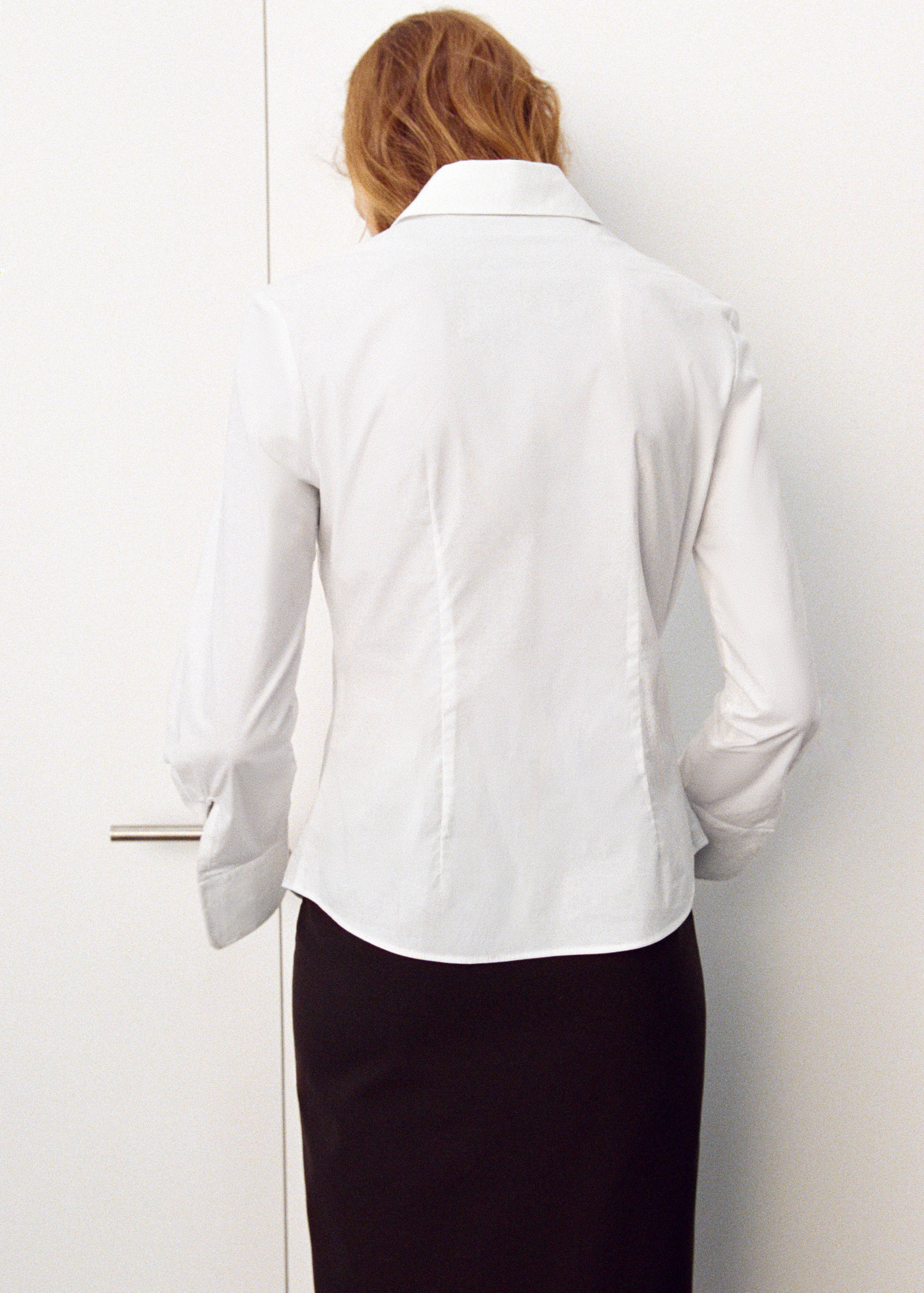 Slim-fit poplin shirt - Reverse of the article