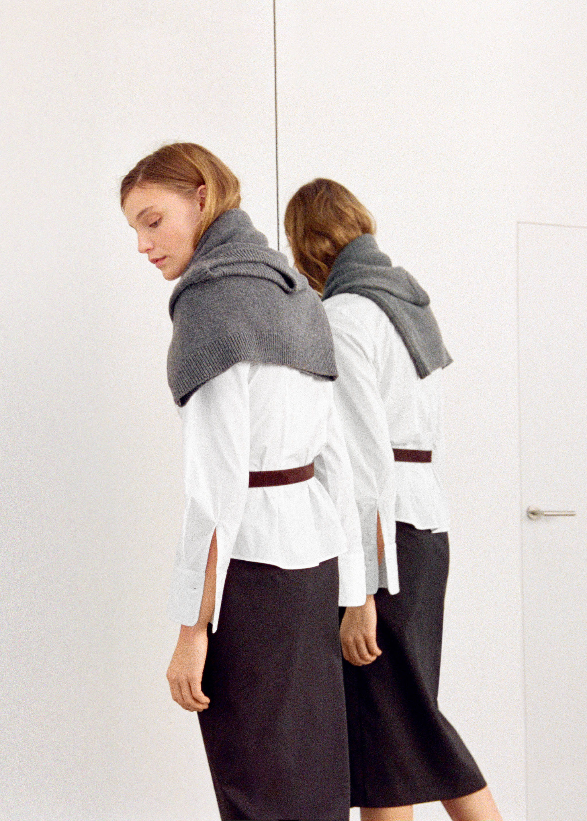 Slim-fit poplin shirt - Details of the article 1