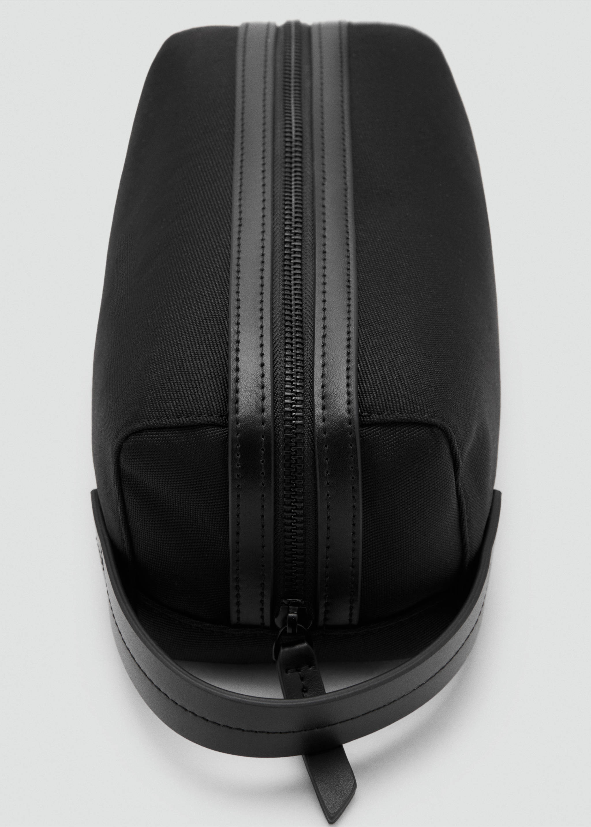 Neceser detalles piel - Detalle del artículo 1, Negro. Ref: 27071244-00.