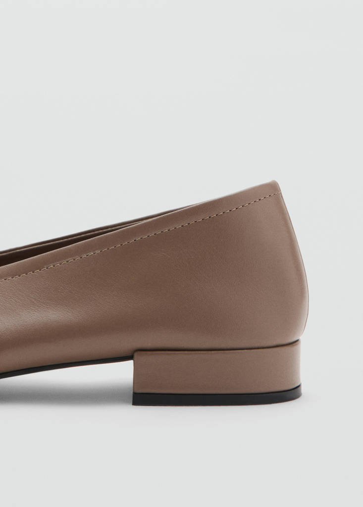 Leather flat shoes — Light/Pastel Brown