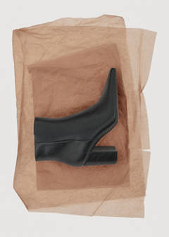 Ankle boots with block heel — Black 1