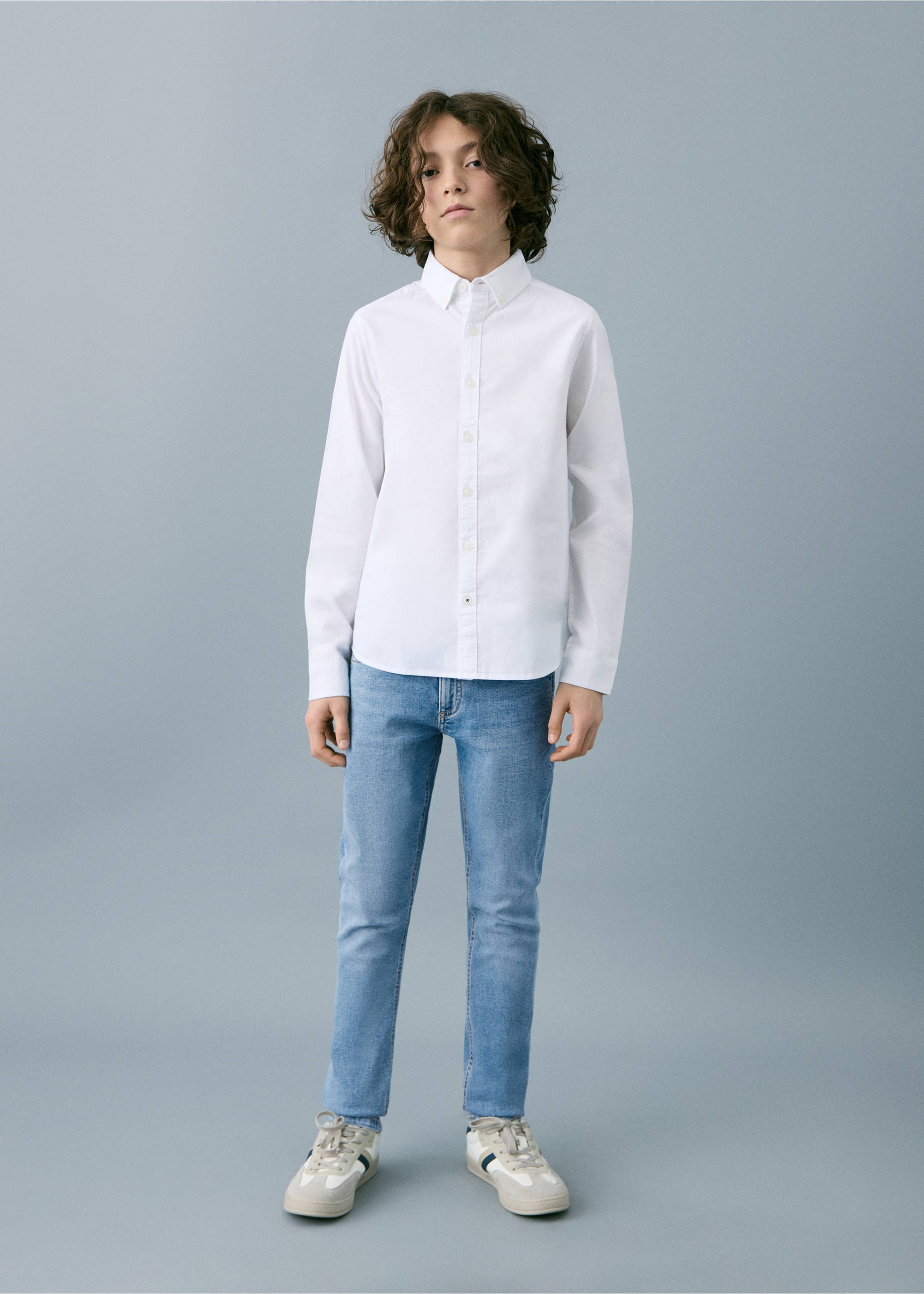 Jeans slim tiro medio - Plano general, Azul medio. Ref: 27071259-00.